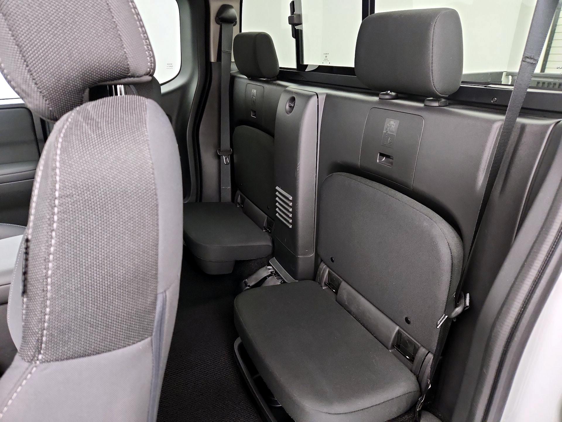 Thumbnail: 2024 Nissan Frontier - 19