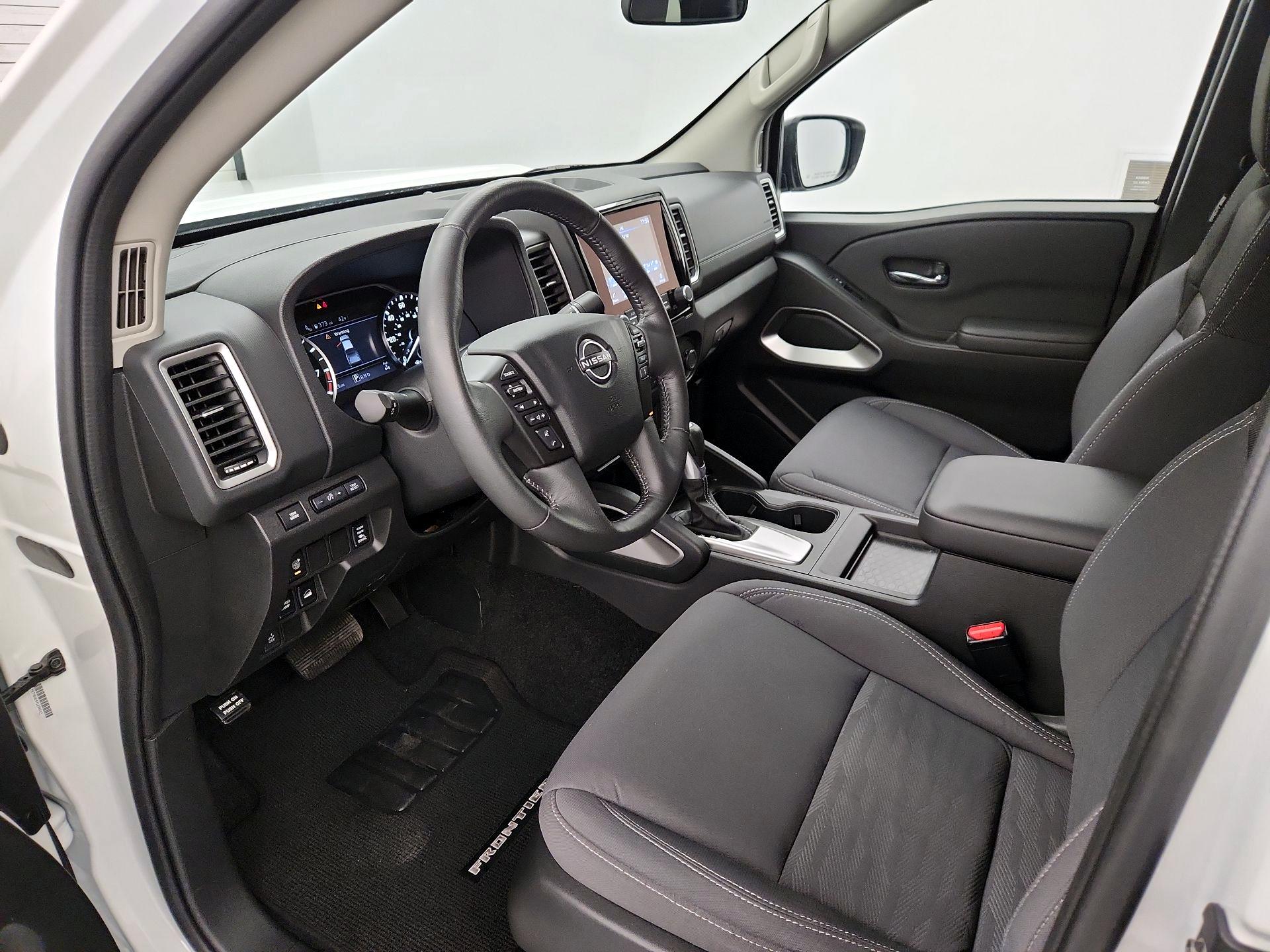 Thumbnail: 2024 Nissan Frontier - 11