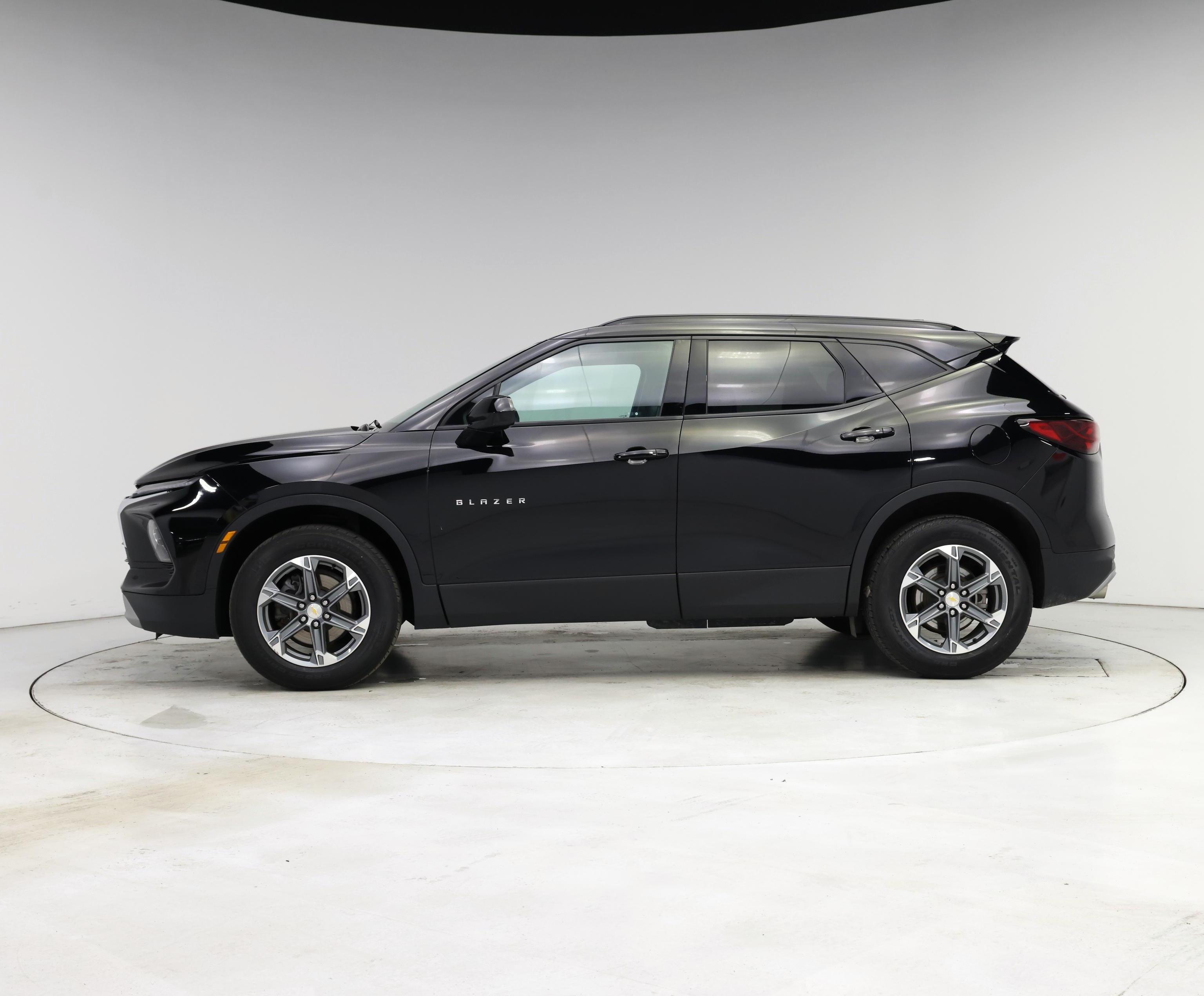 Thumbnail: 2024 Chevrolet Blazer - 3