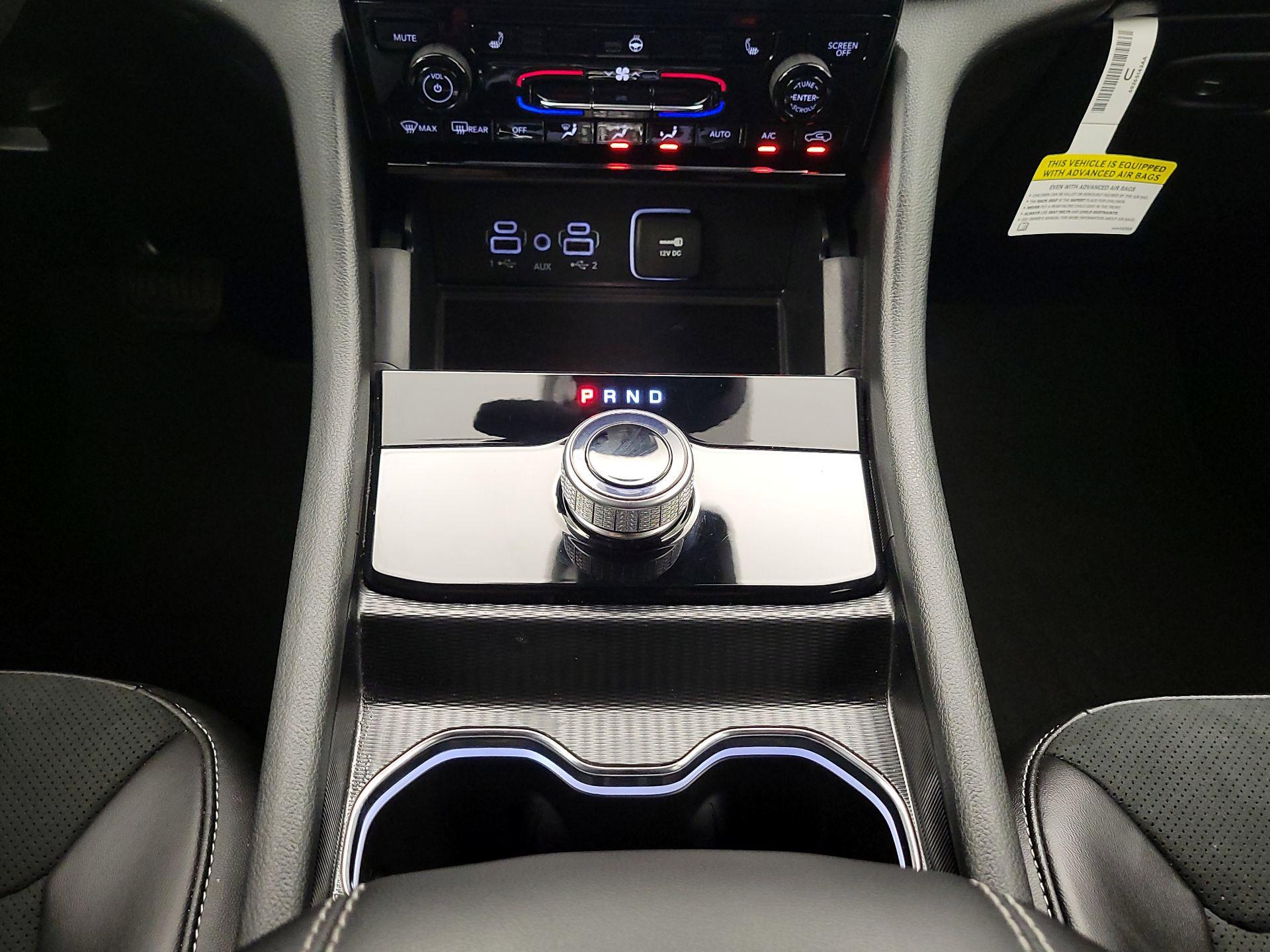 Thumbnail: 2024 Jeep Grand Cherokee - 17