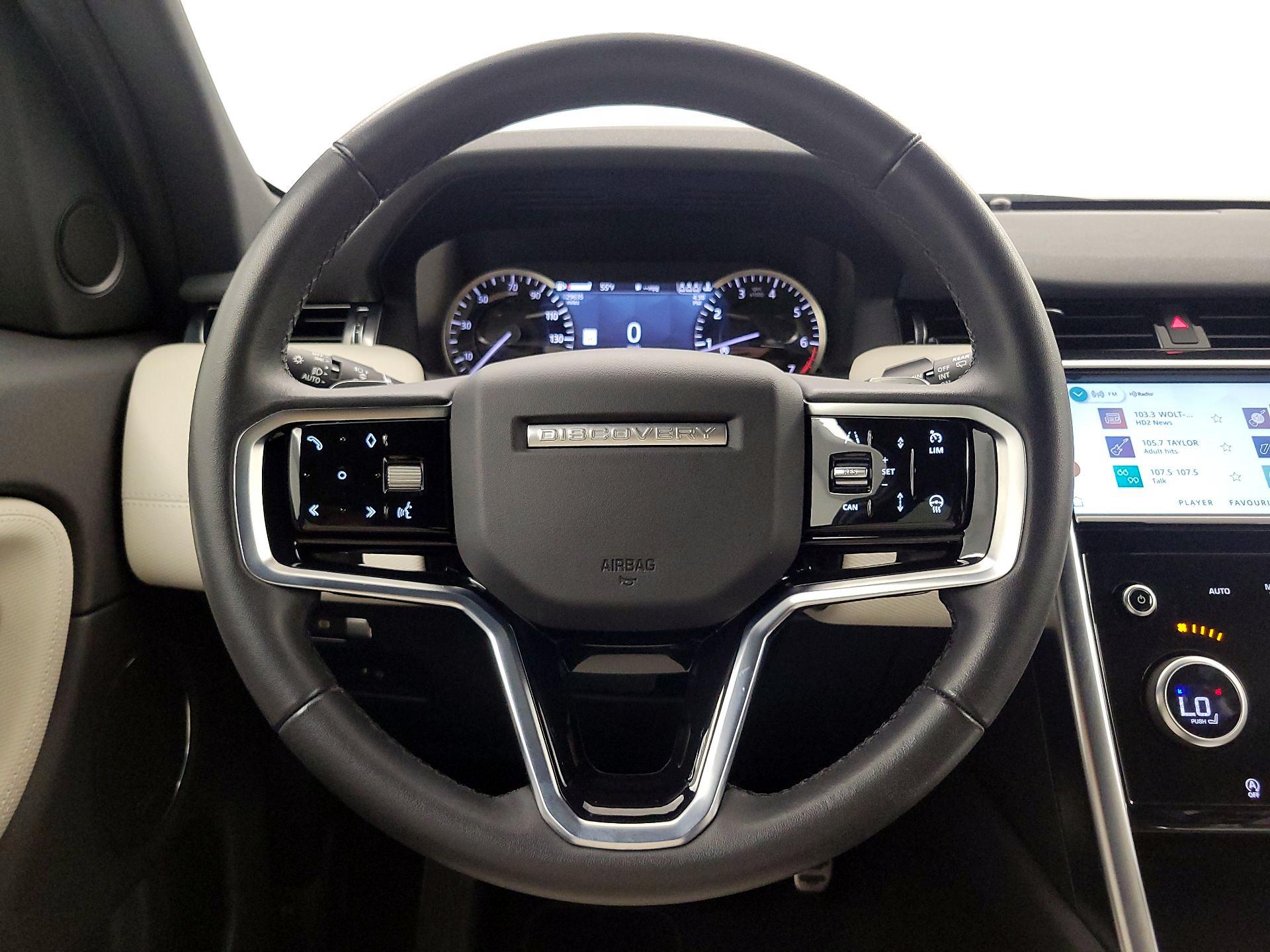 Thumbnail: 2023 Land Rover Discovery Sport - 10