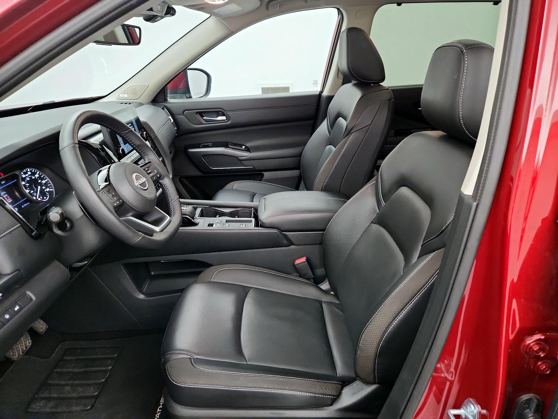 Thumbnail: 2025 Nissan Pathfinder - 11