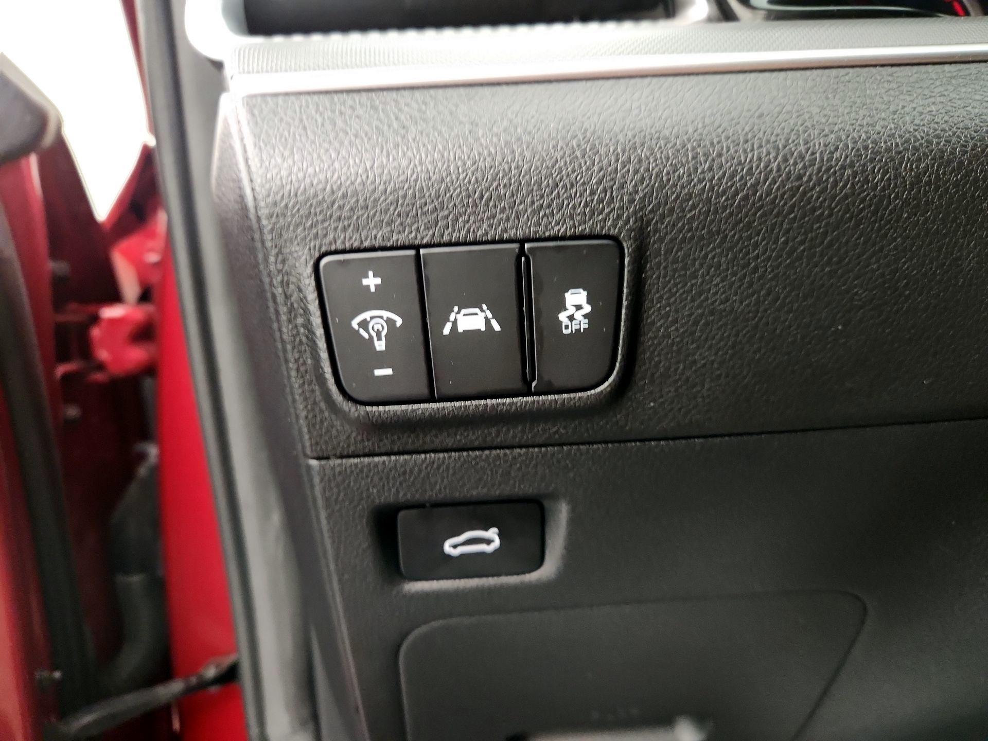 Thumbnail: 2022 Kia K5 - 13