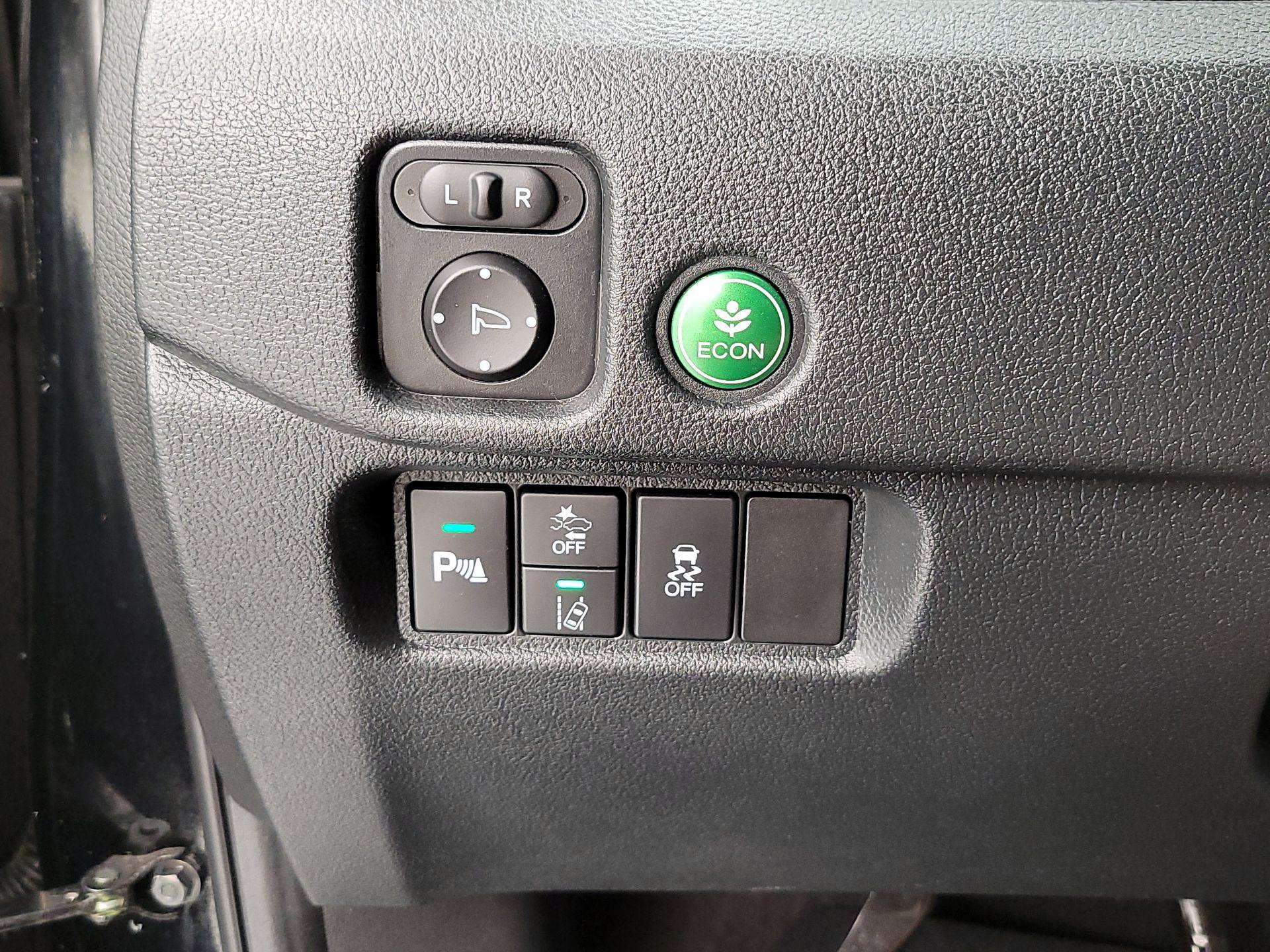 Thumbnail: 2022 Honda Passport - 13