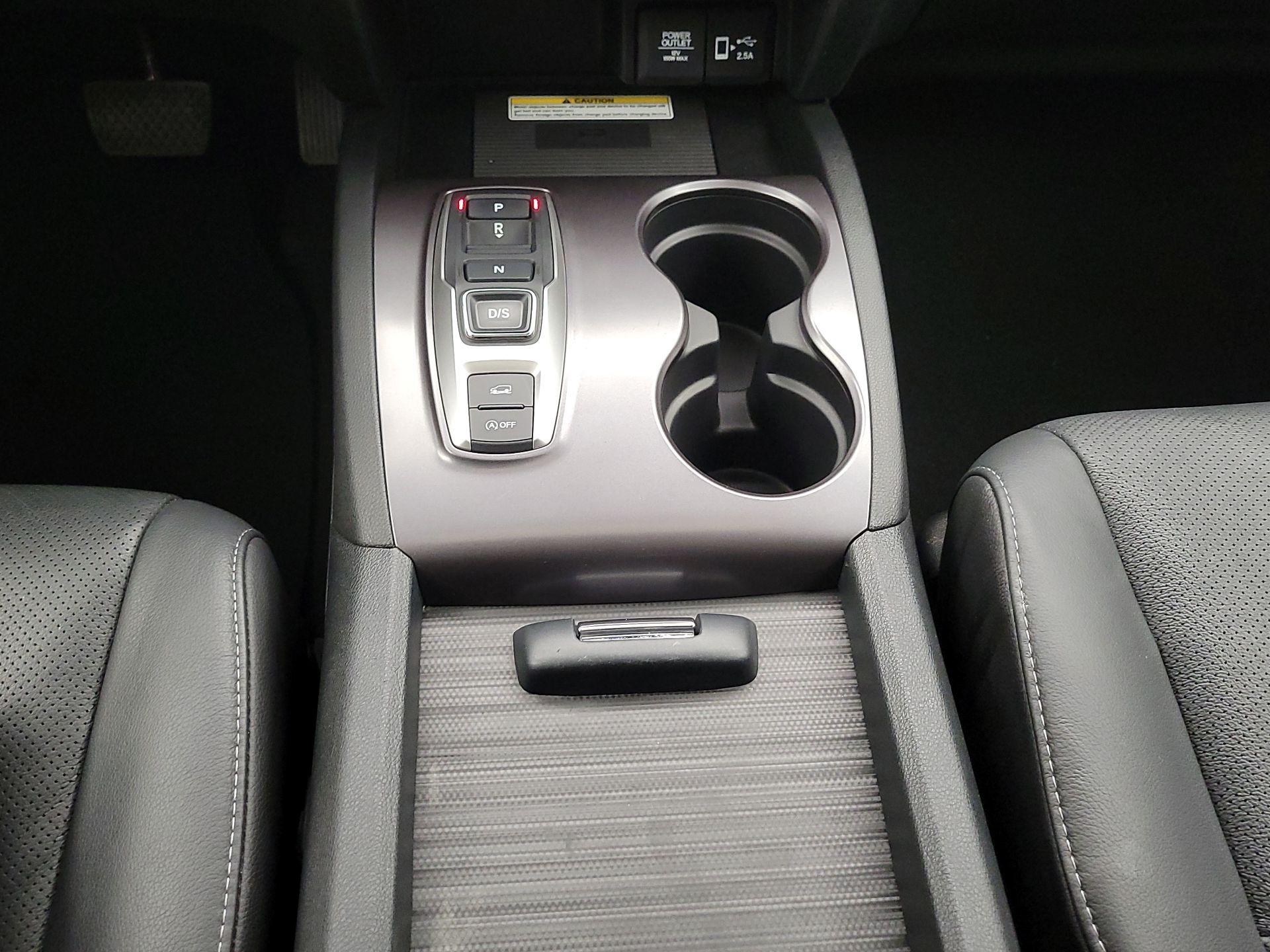 Thumbnail: 2022 Honda Passport - 17