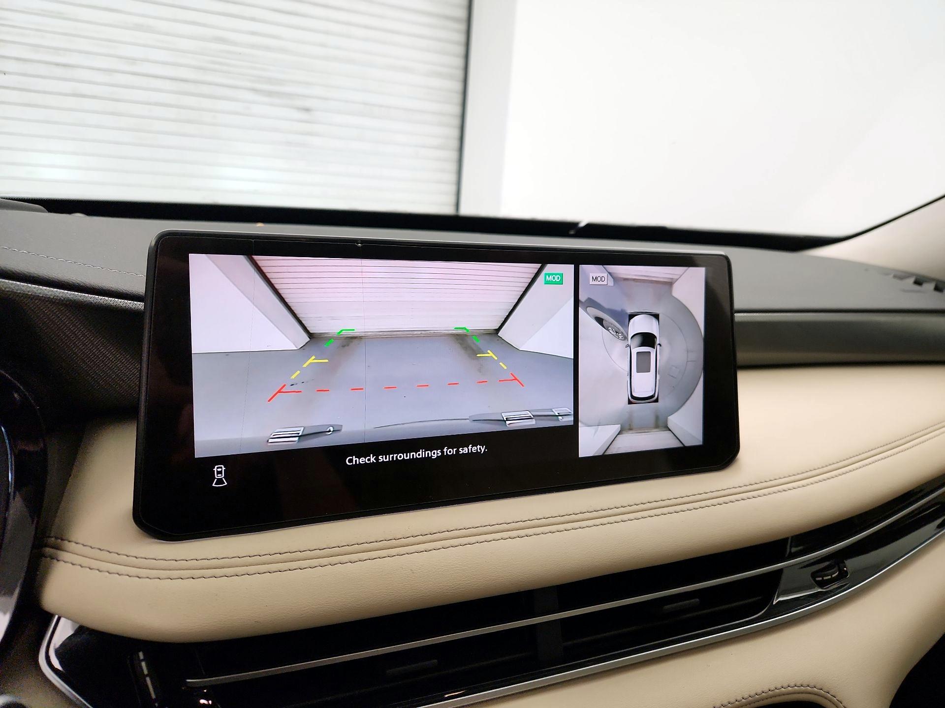 Thumbnail: 2023 INFINITI QX60 - 15