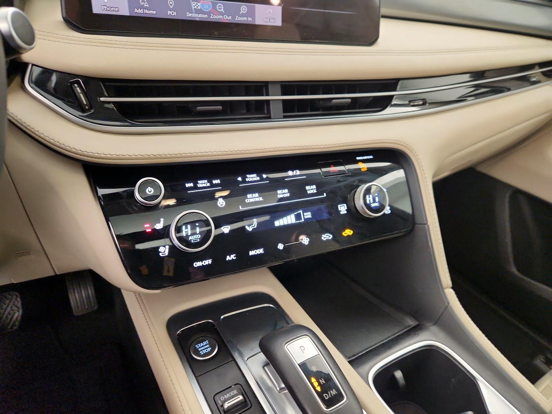 Thumbnail: 2023 INFINITI QX60 - 17