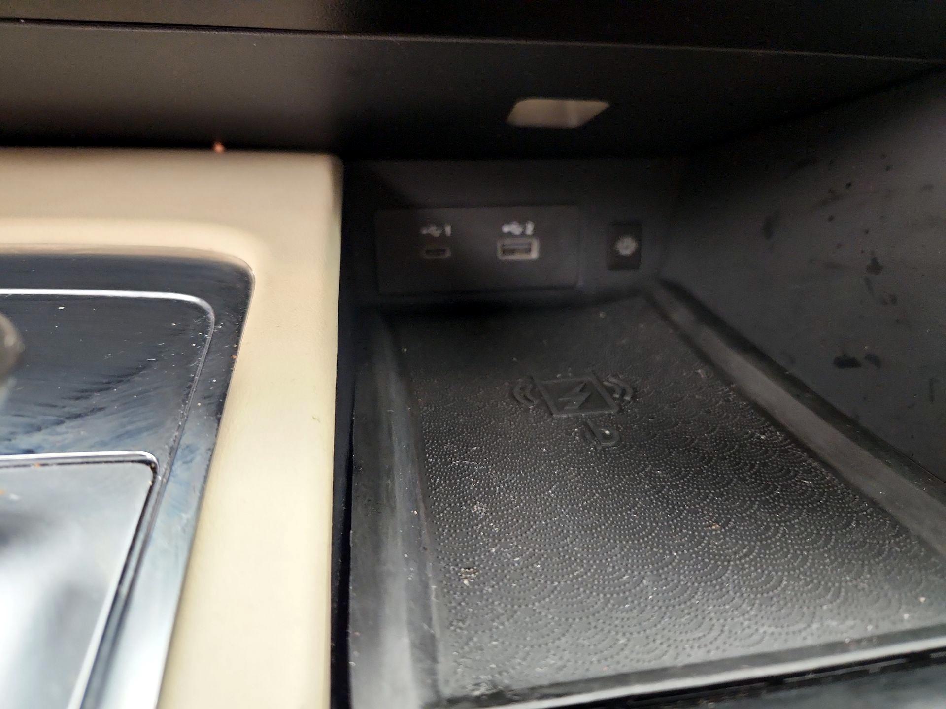 Thumbnail: 2023 INFINITI QX60 - 19