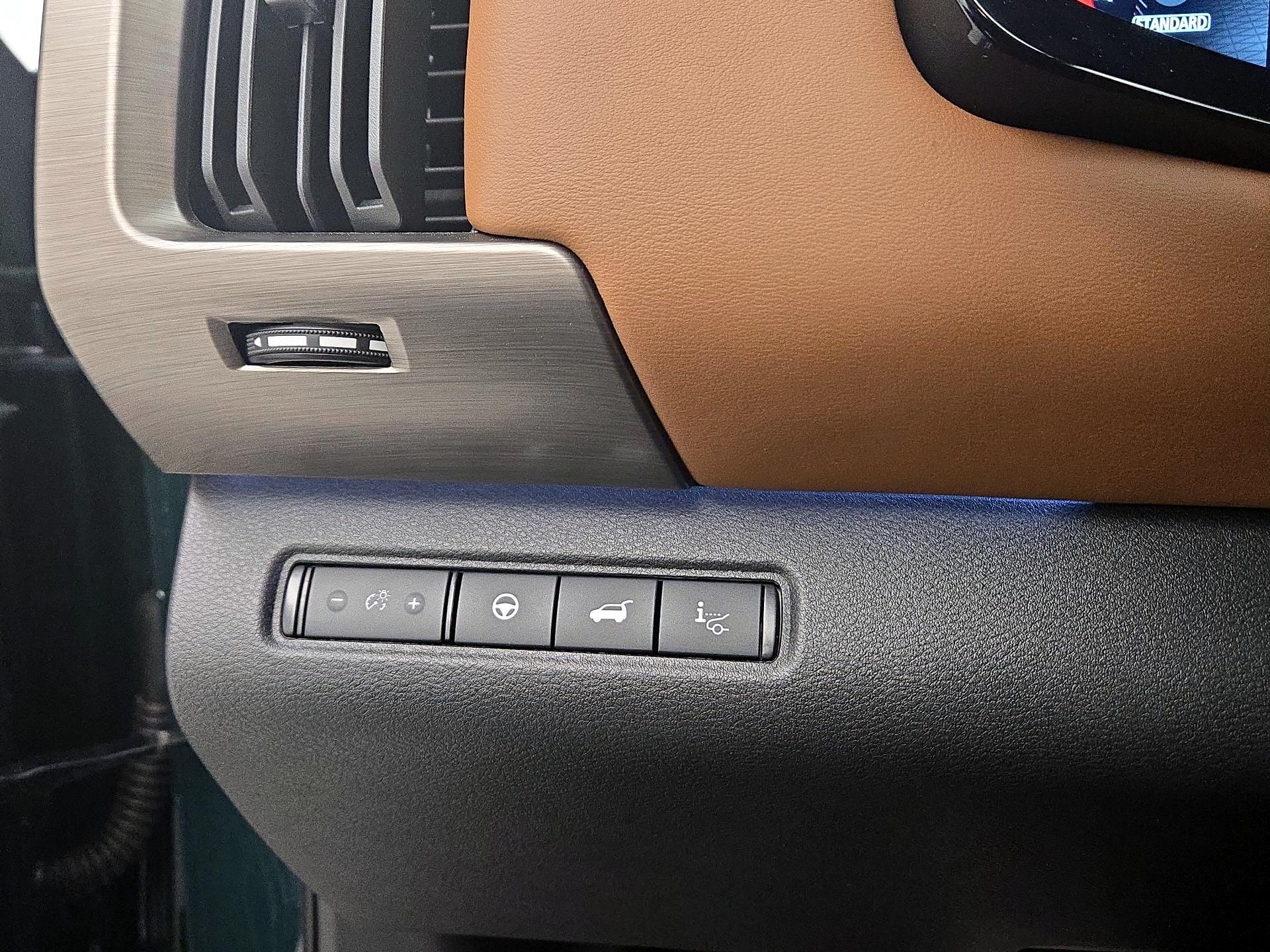 Thumbnail: 2024 Nissan Pathfinder - 13