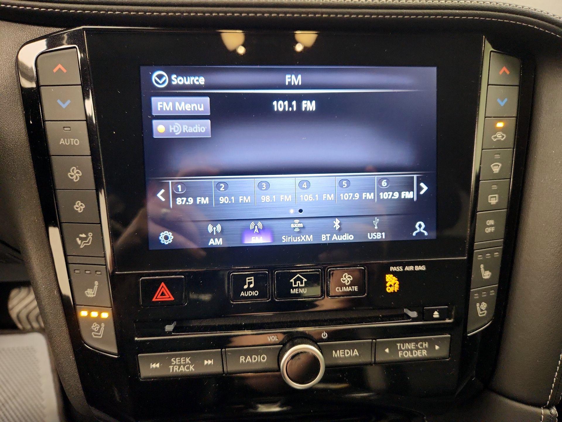 Thumbnail: 2023 INFINITI QX55 - 16