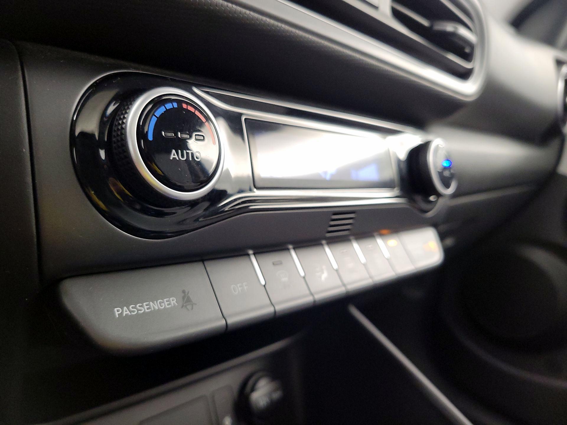 Thumbnail: 2022 Hyundai Kona - 16