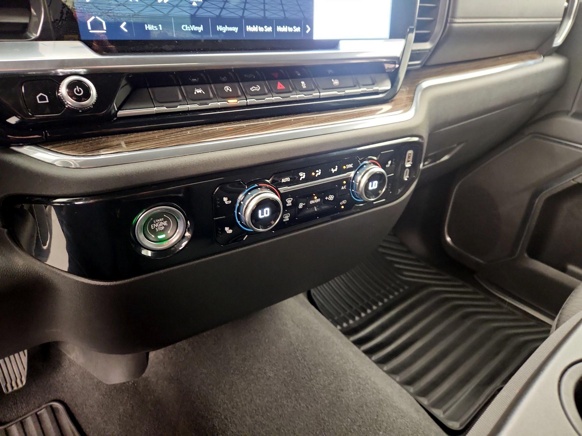 Thumbnail: 2024 GMC Sierra 1500 - 16