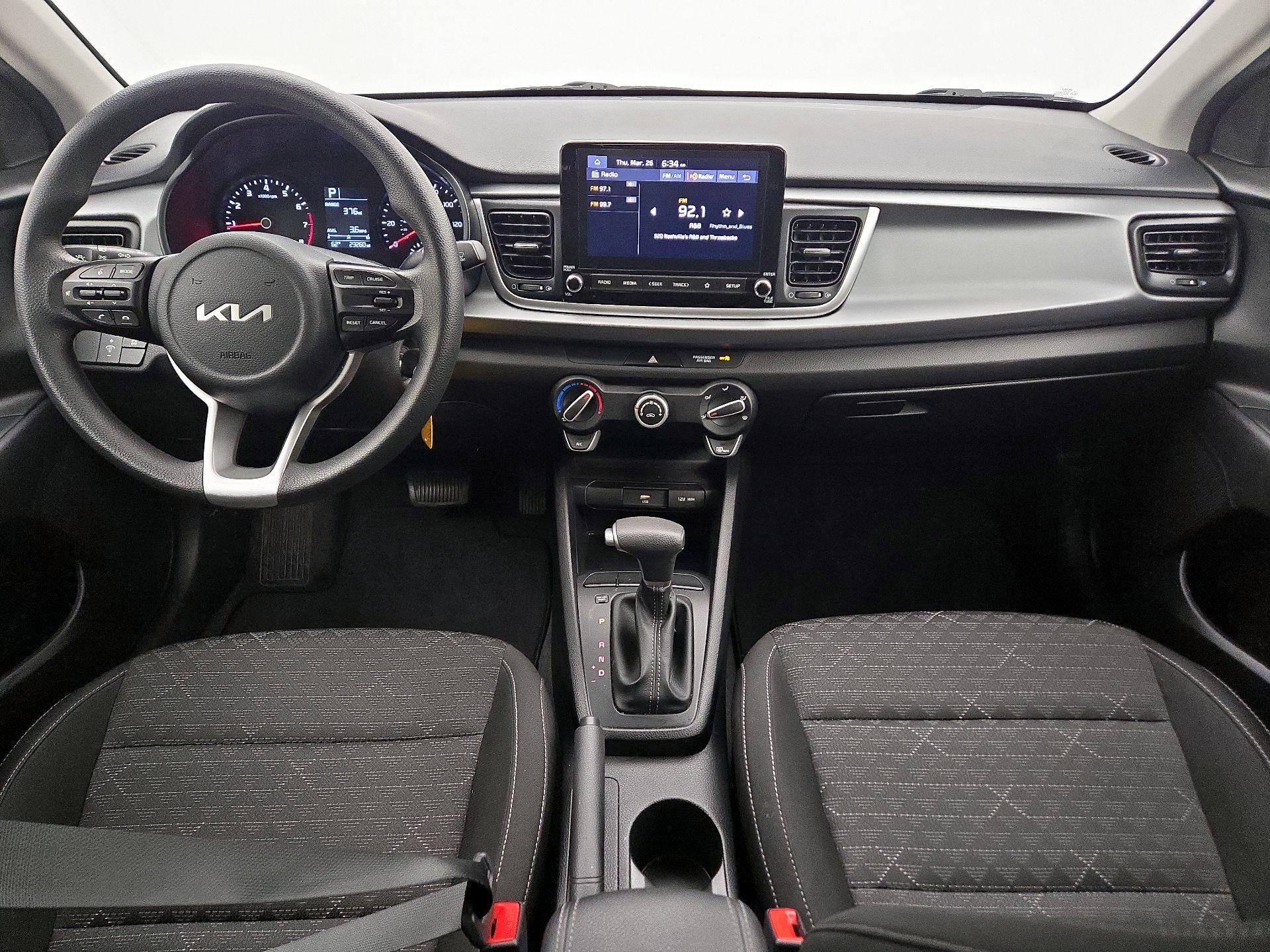 Thumbnail: 2022 Kia Rio - 9