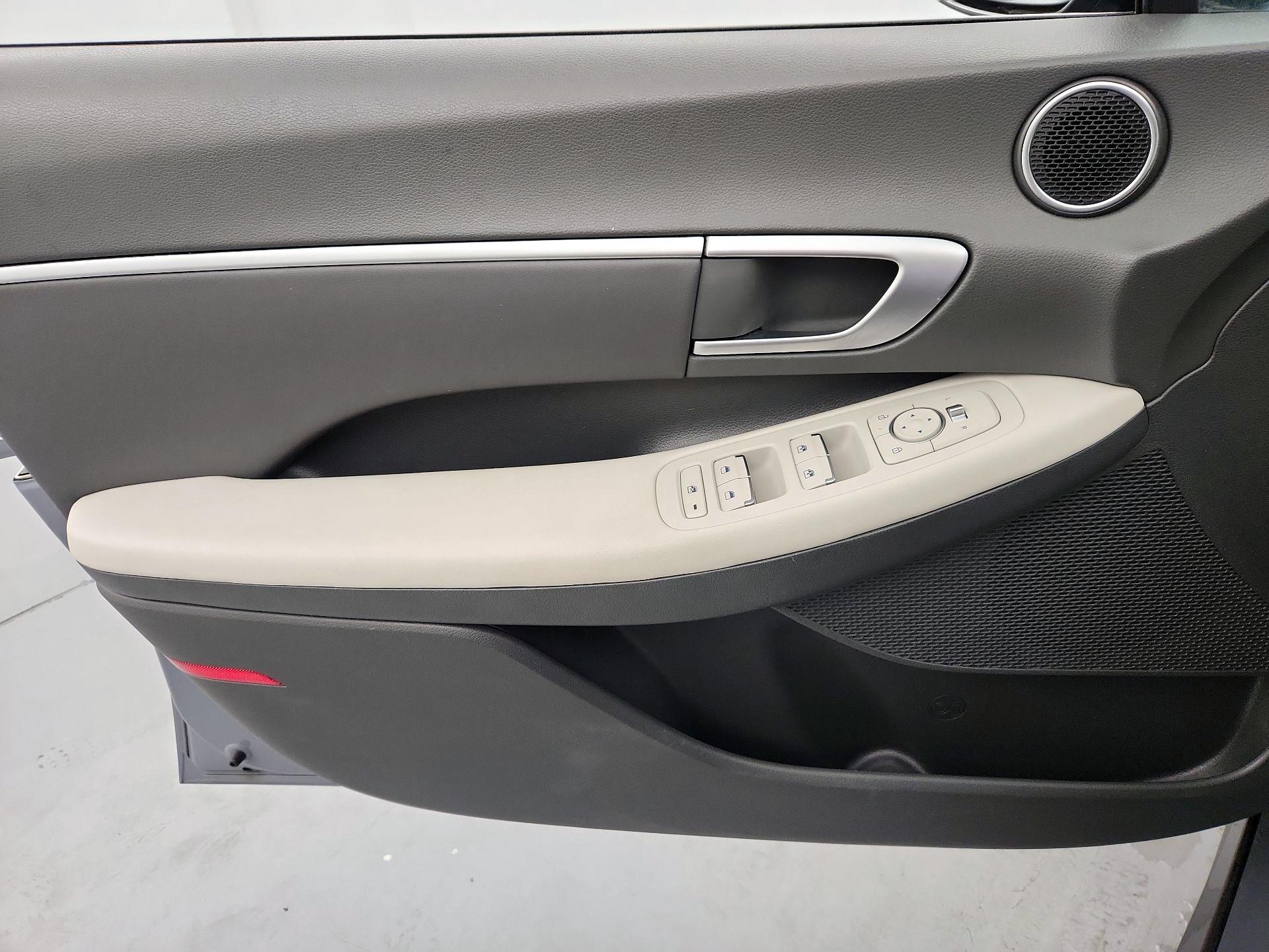 Thumbnail: 2025 Hyundai Sonata - 12