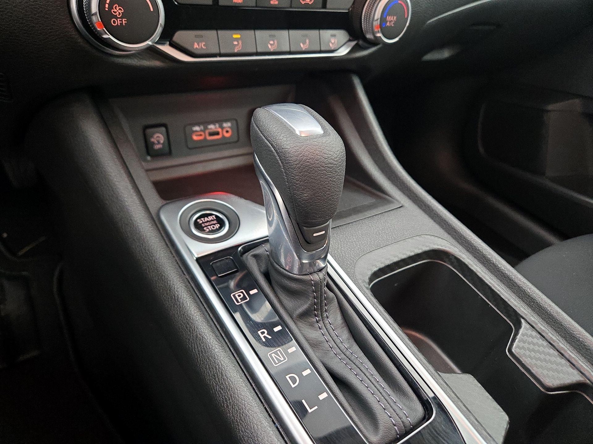 Thumbnail: 2024 Nissan Sentra - 17