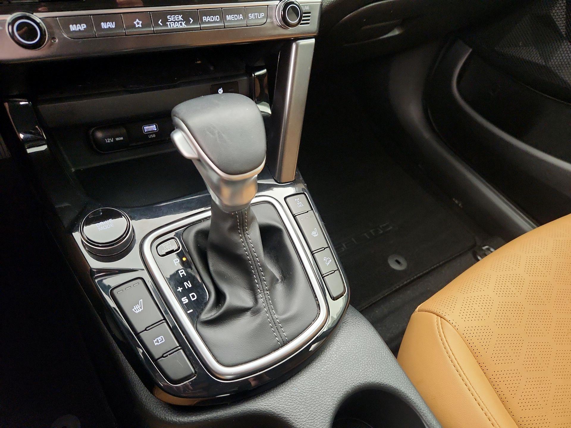 Thumbnail: 2024 Kia Seltos - 17