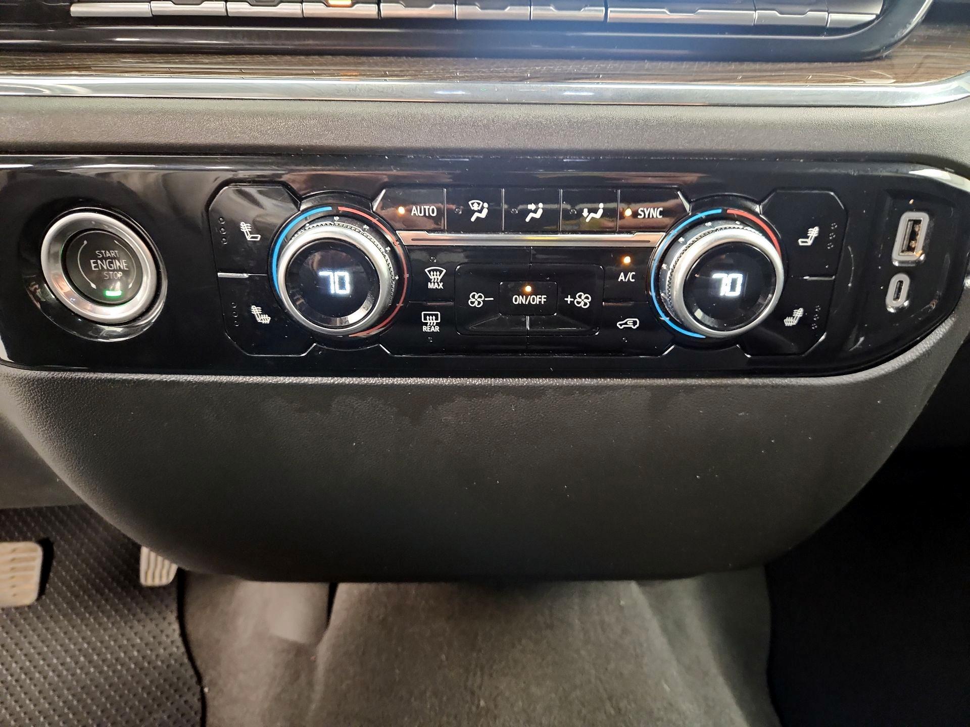 Thumbnail: 2024 GMC Sierra 1500 - 16