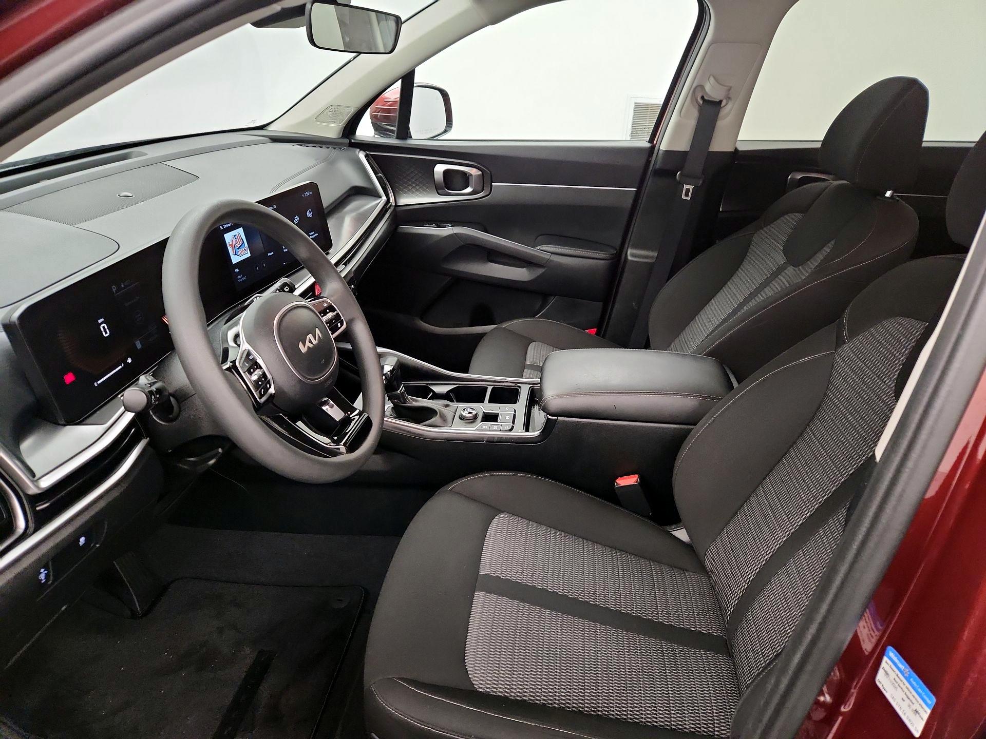 Thumbnail: 2024 Kia Sorento - 11