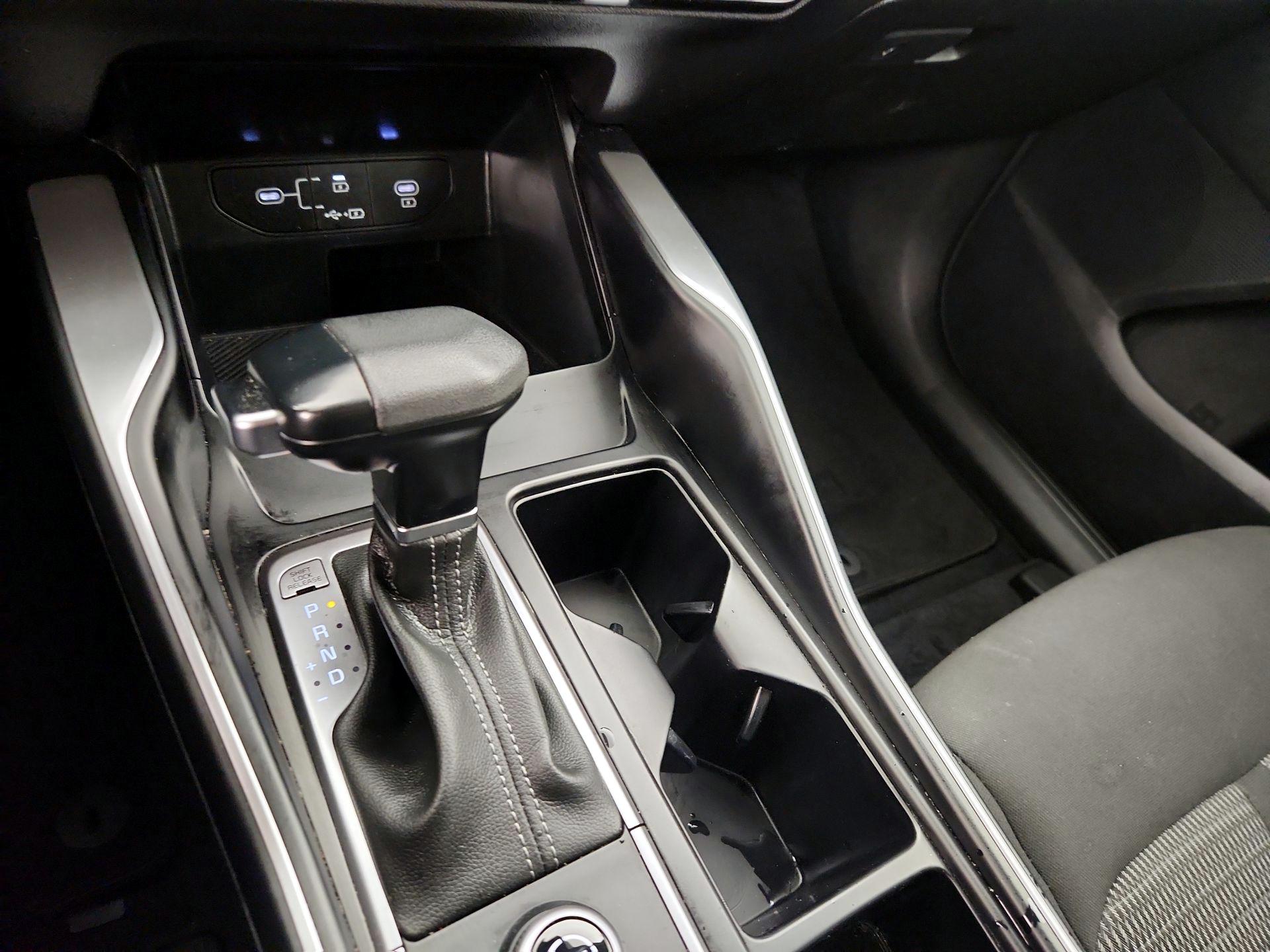Thumbnail: 2024 Kia Sorento - 17