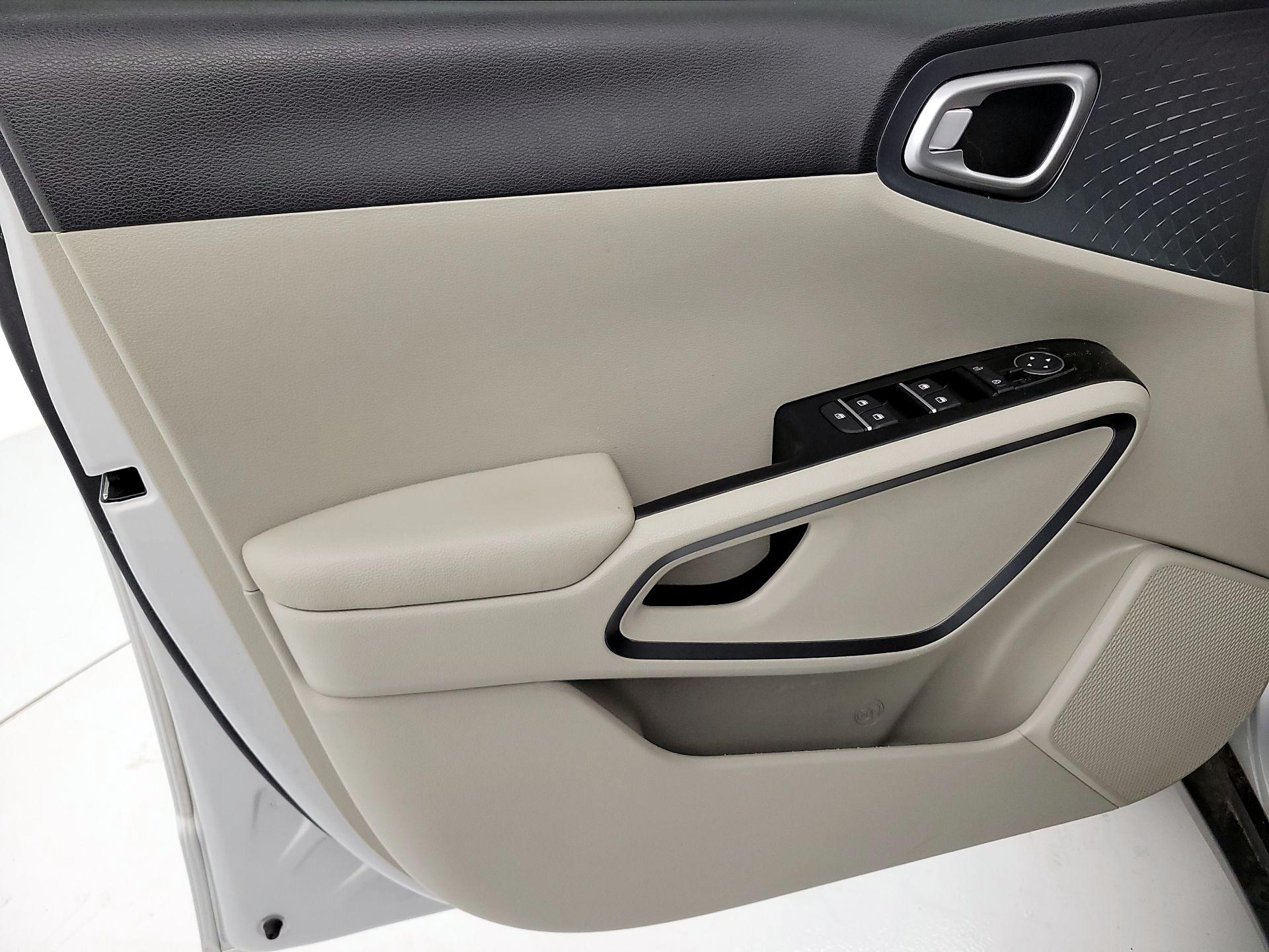 Thumbnail: 2021 Kia Soul - 12