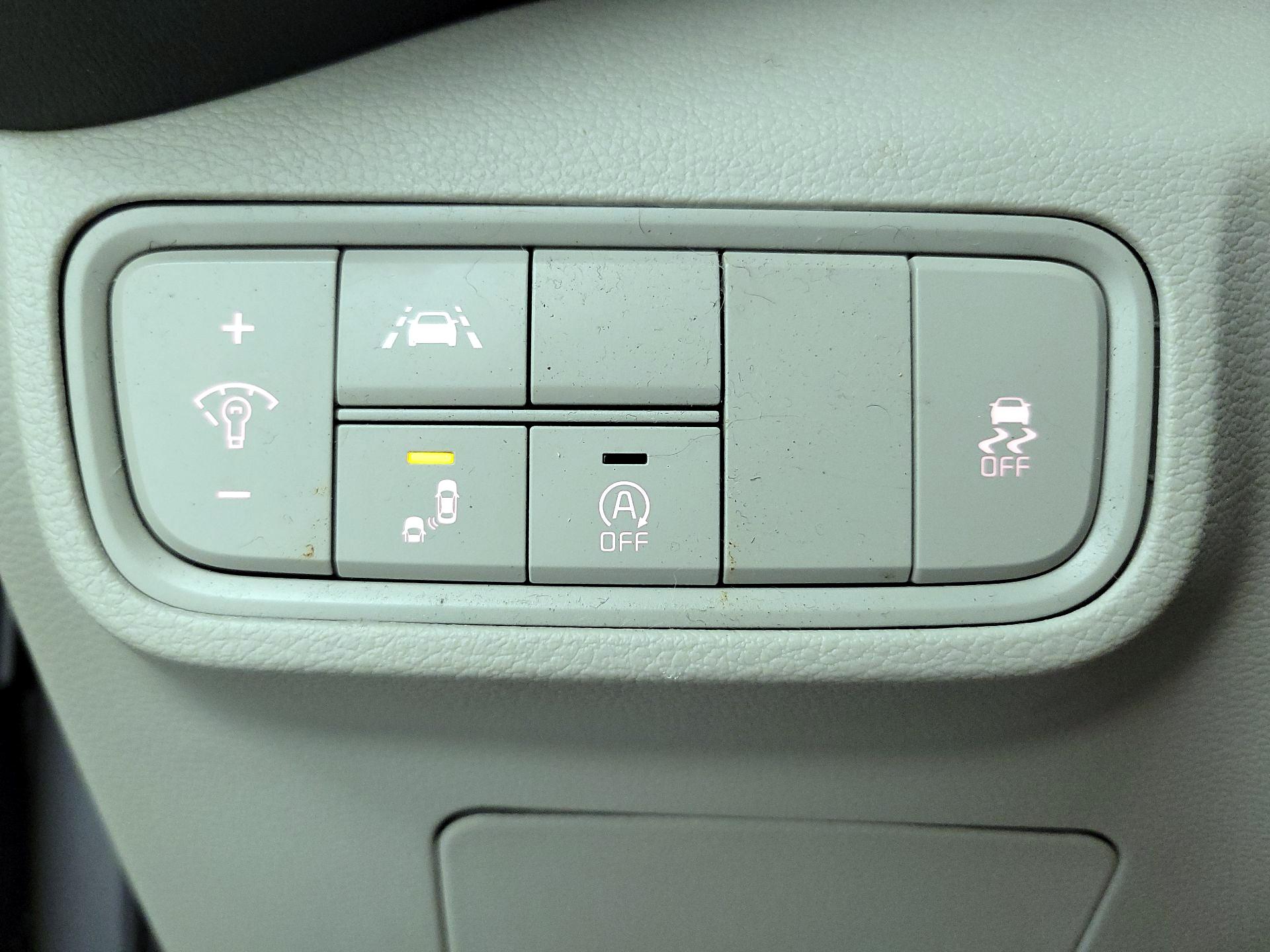 Thumbnail: 2021 Kia Soul - 13