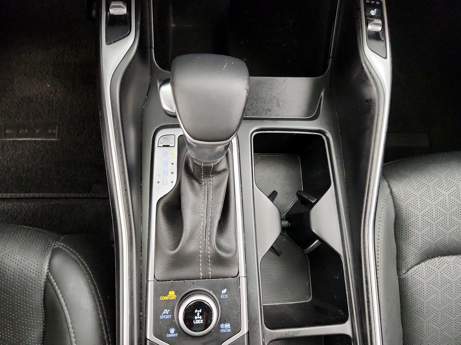 Thumbnail: 2023 Kia Sorento - 18