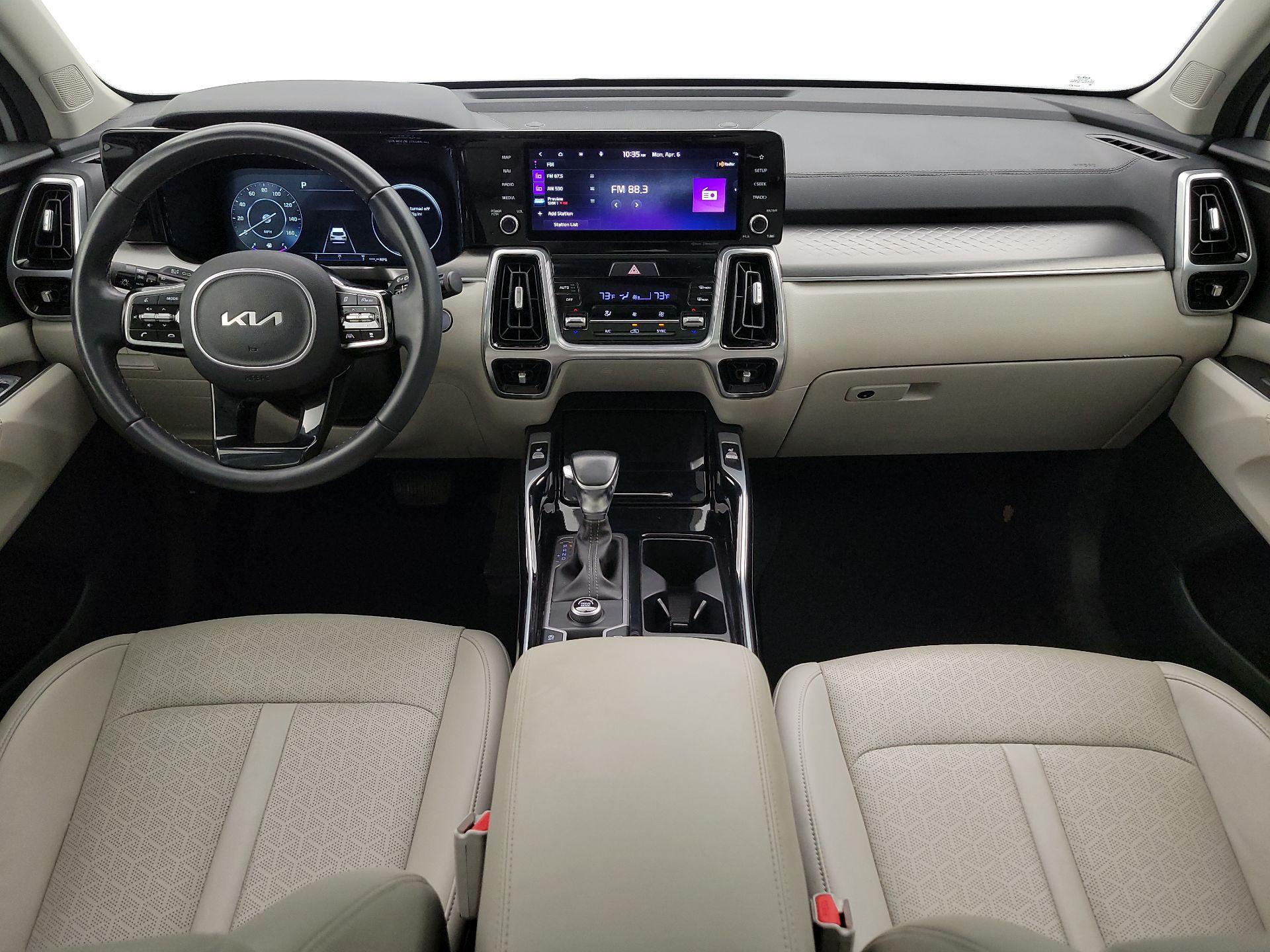 Thumbnail: 2023 Kia Sorento - 9