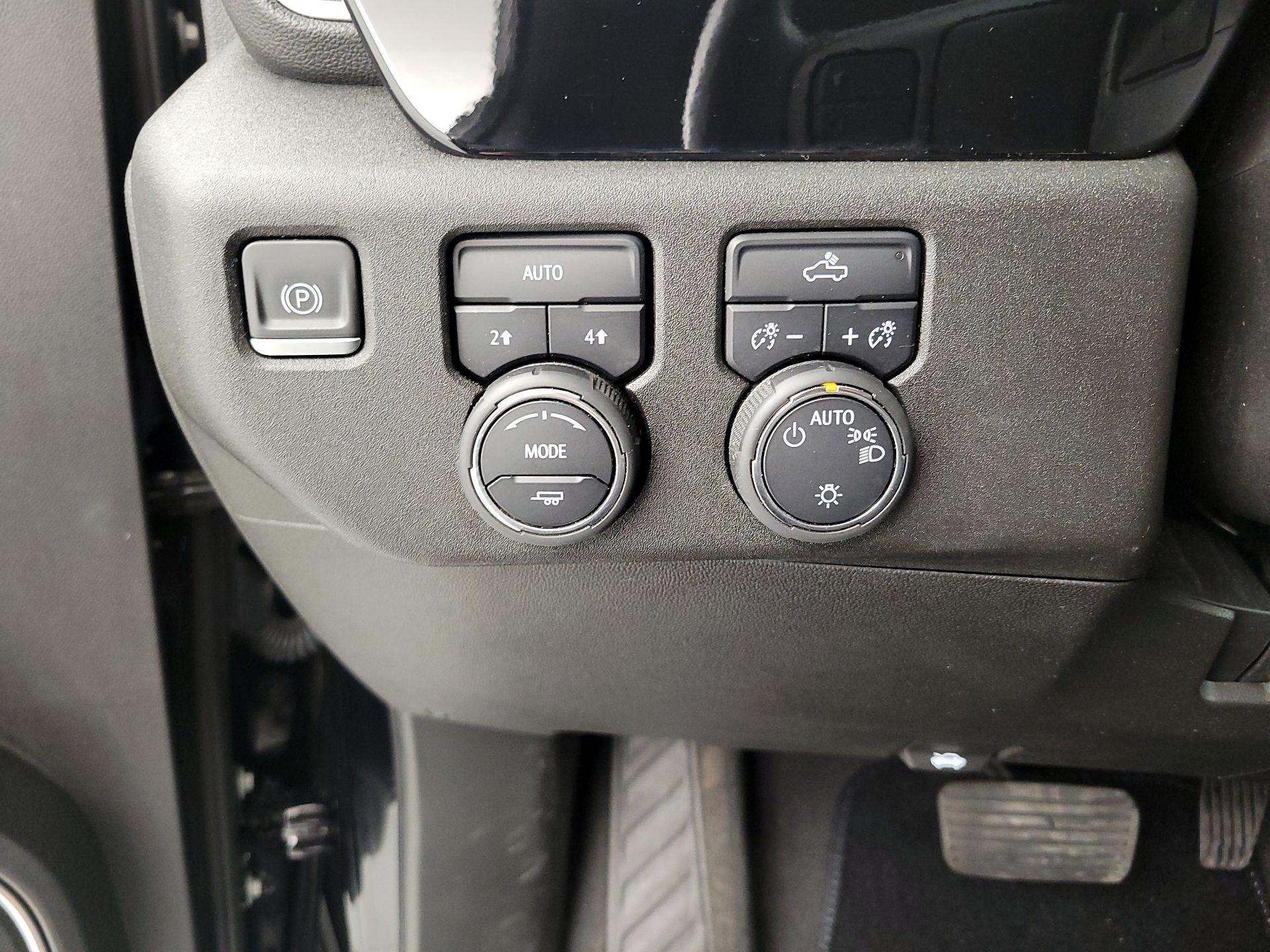 Thumbnail: 2022 Chevrolet Silverado 1500 - 13