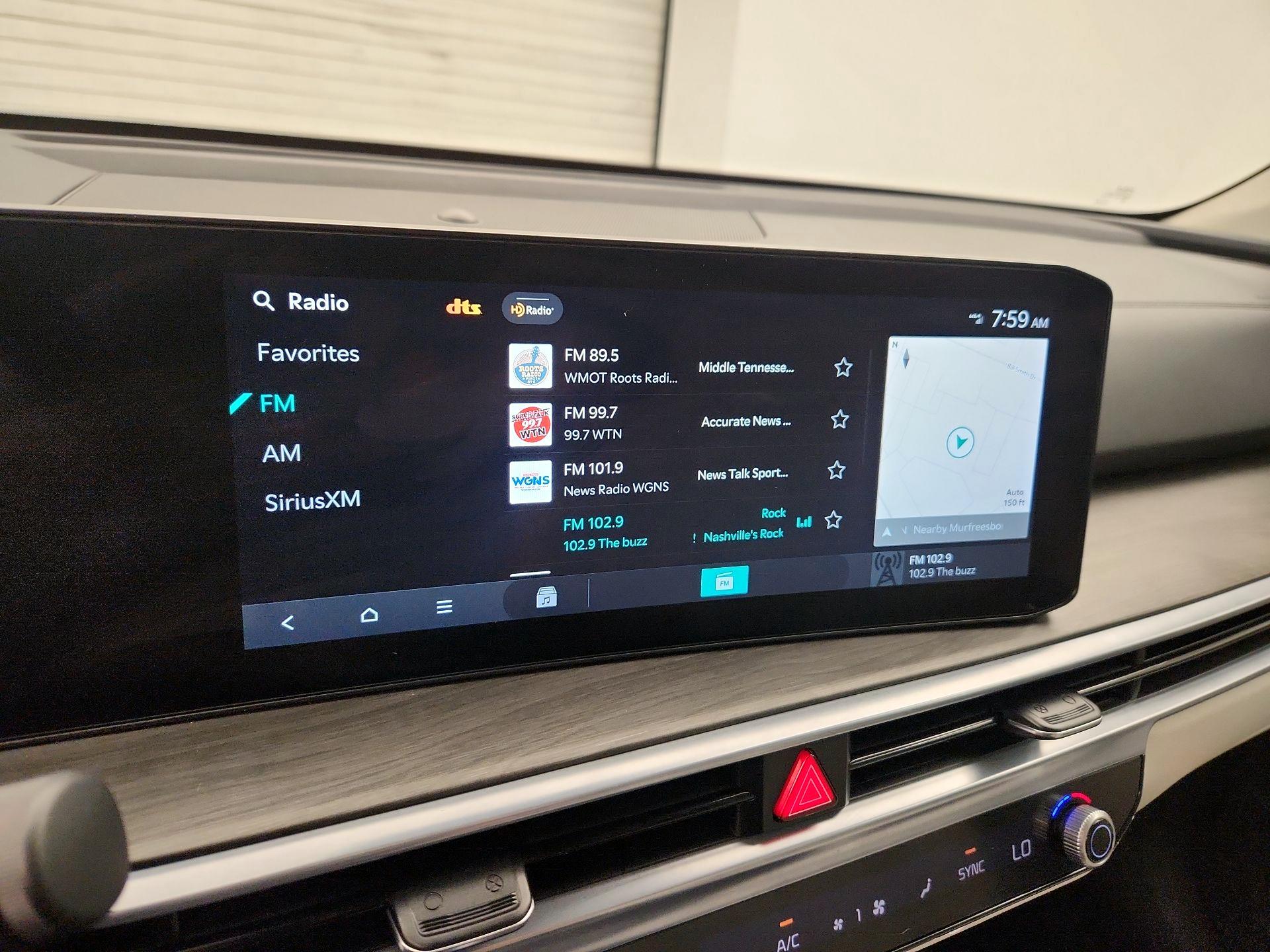 Thumbnail: 2024 Kia Sorento - 16