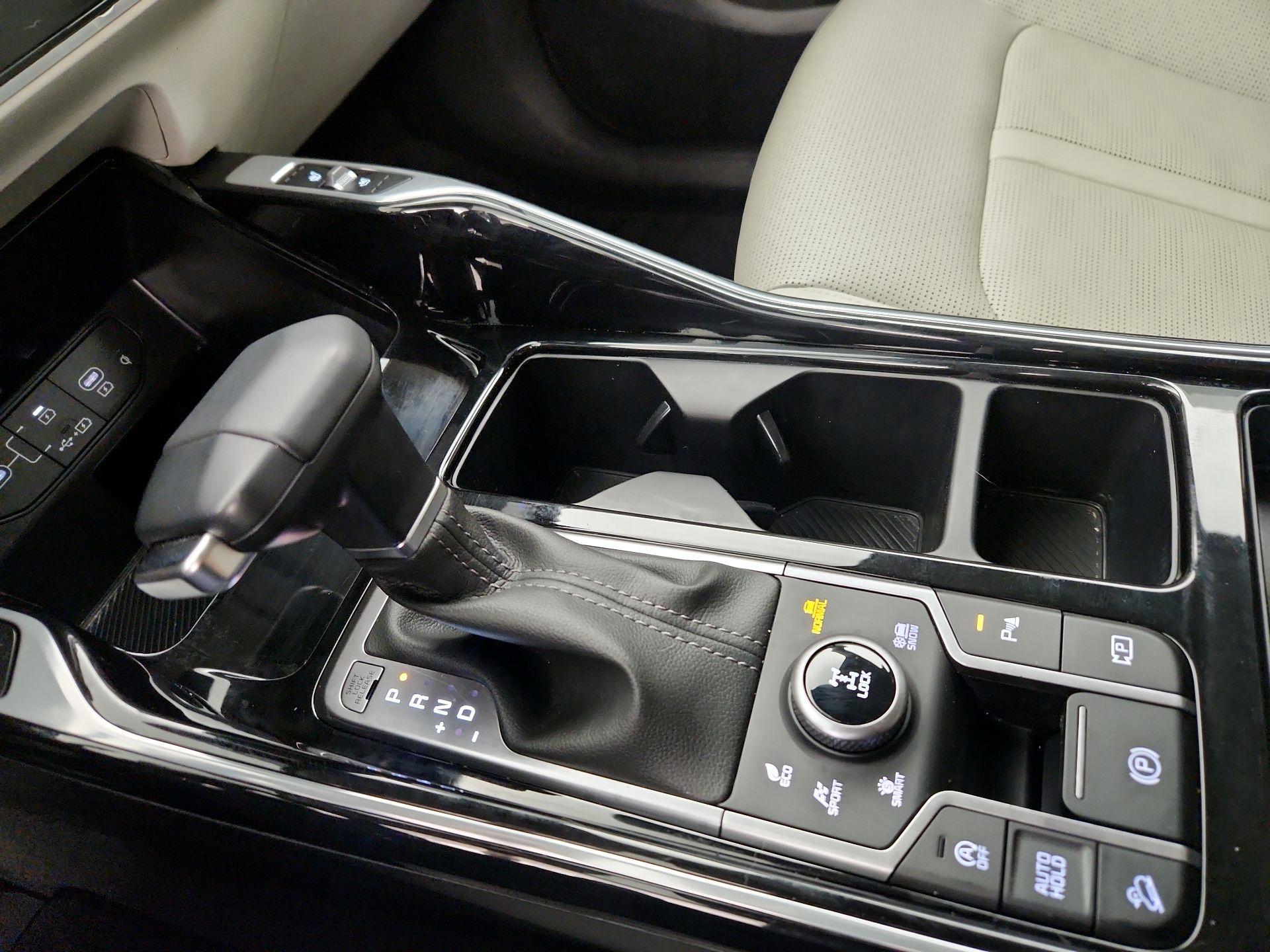 Thumbnail: 2024 Kia Sorento - 18