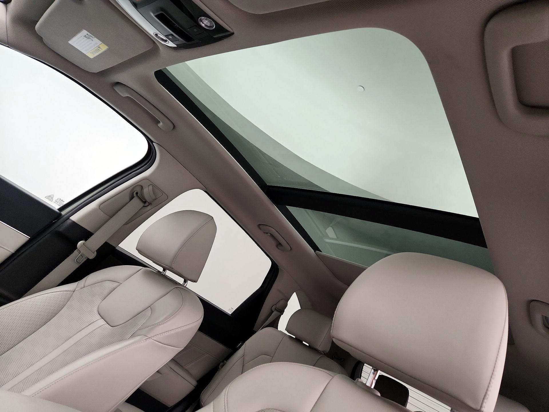 Thumbnail: 2024 Kia Sorento - 20