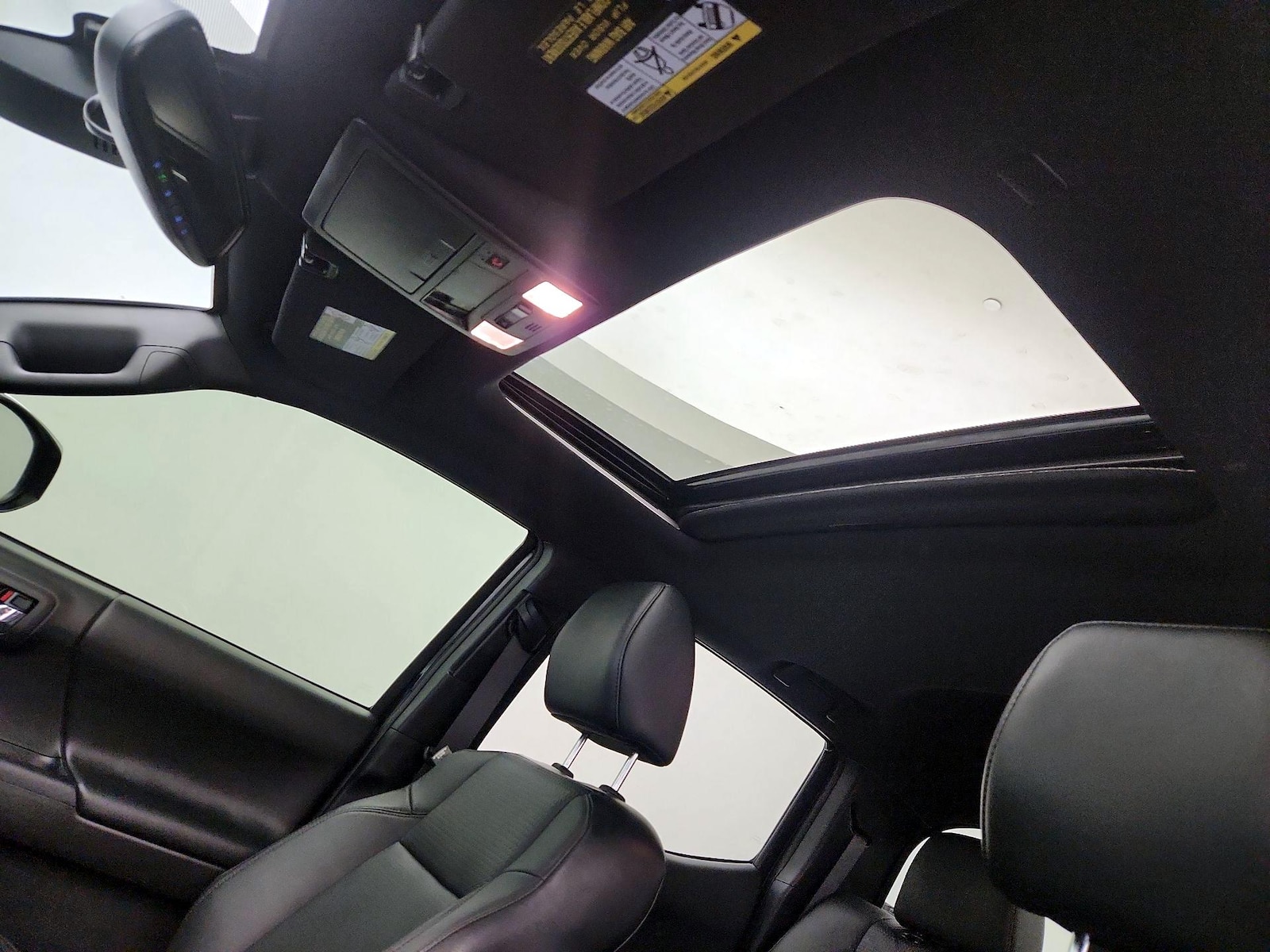 2023 Toyota Tacoma Limited - Photo 21