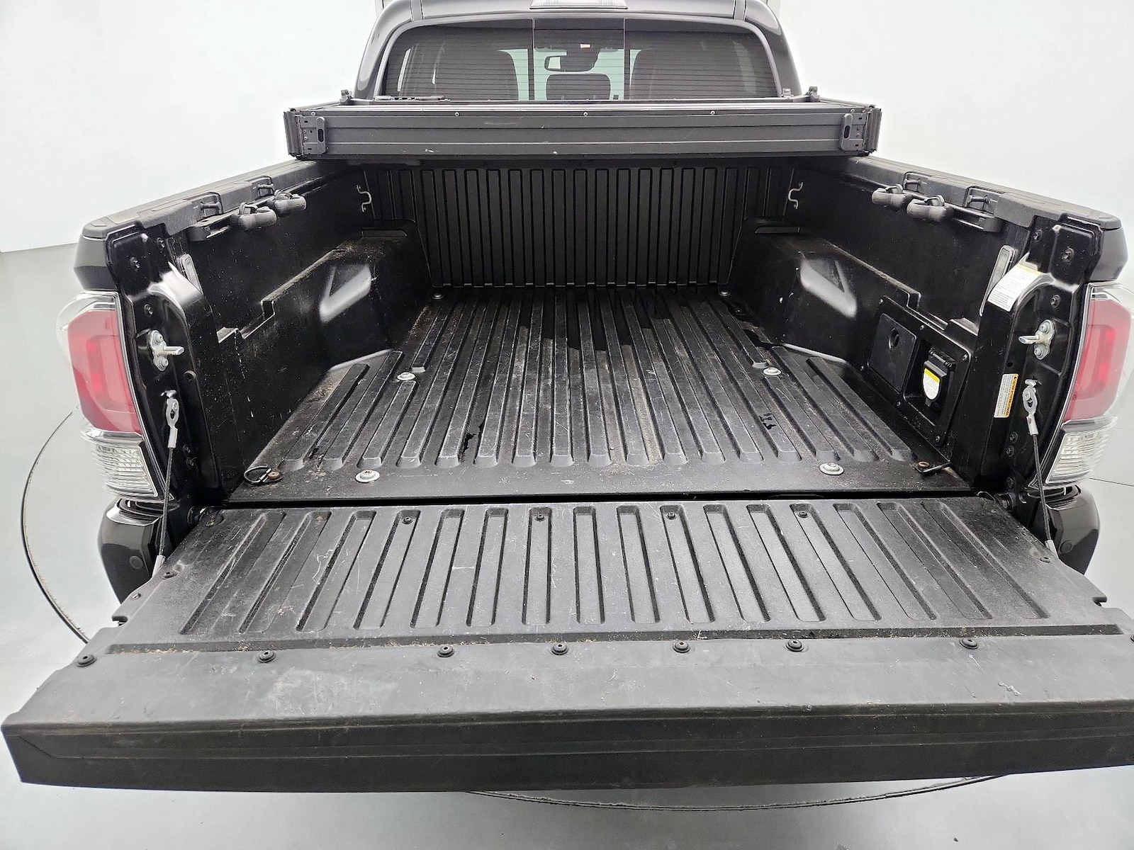 2023 Toyota Tacoma Limited - Photo 23
