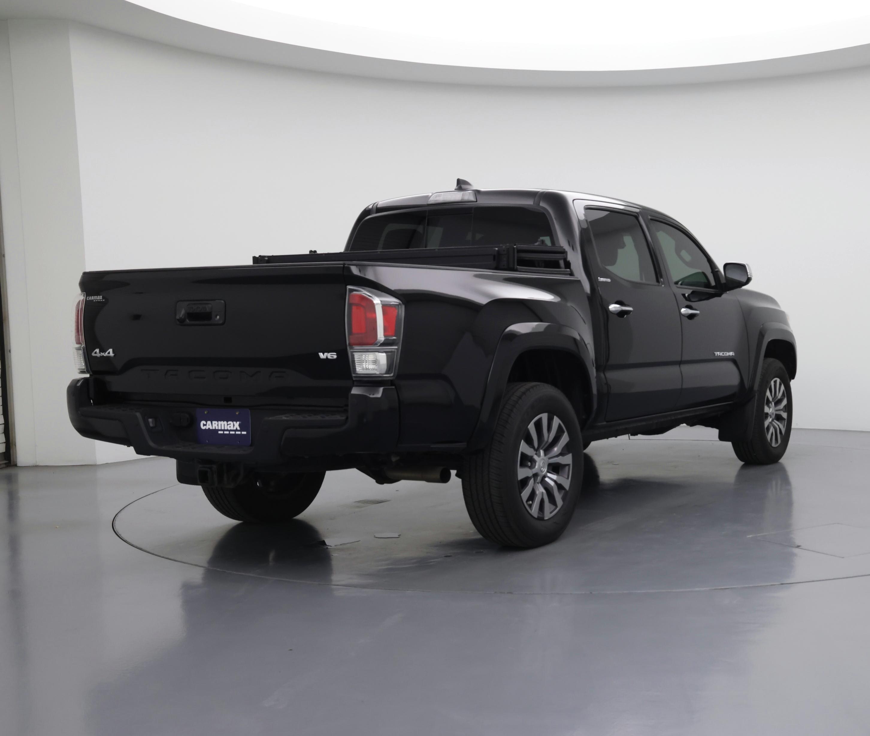 Thumbnail: 2023 Toyota Tacoma - 8