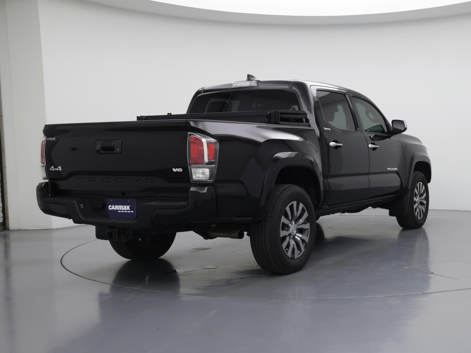 2023 Toyota Tacoma Limited - Photo 9
