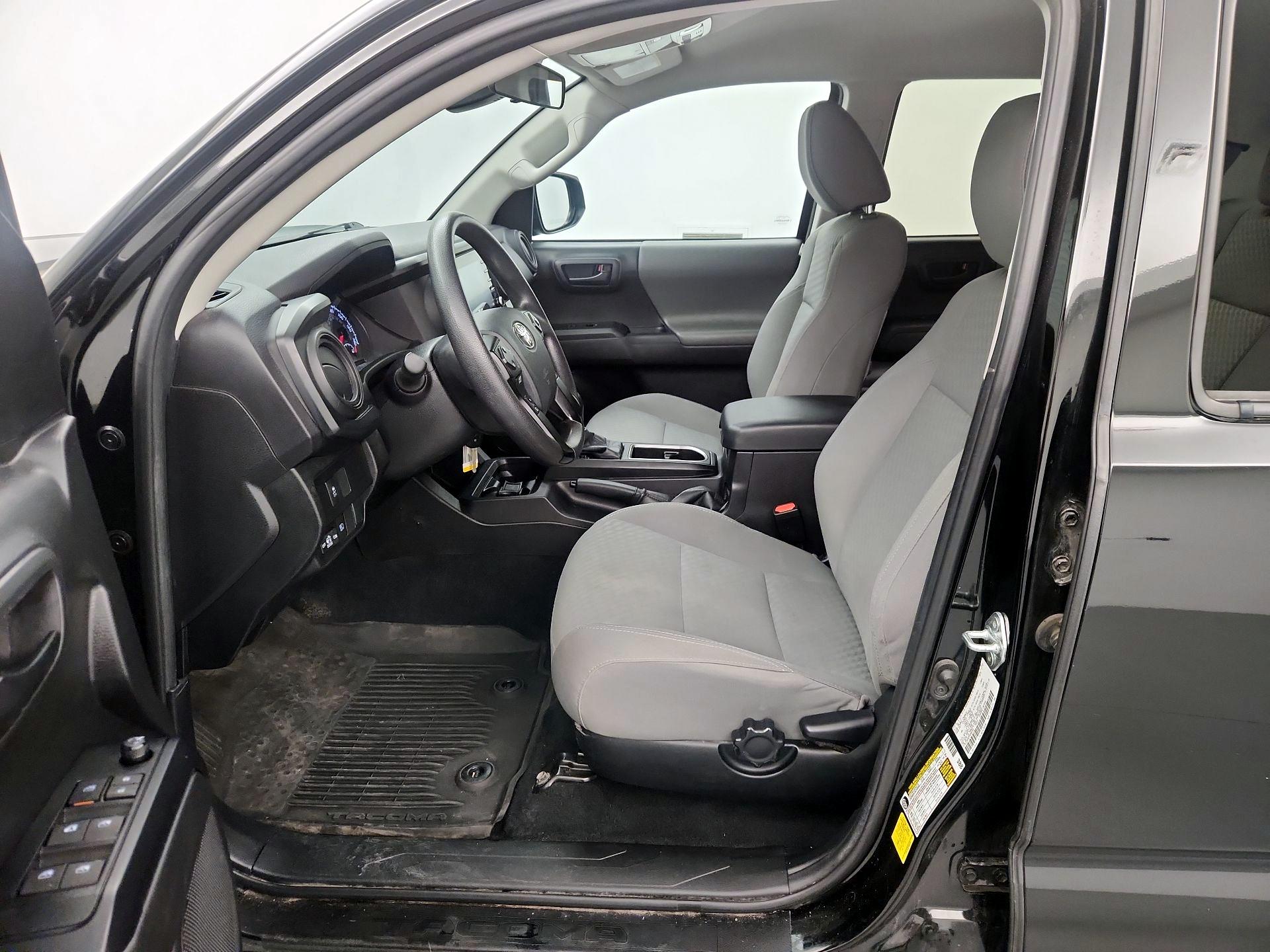 Thumbnail: 2023 Toyota Tacoma - 11