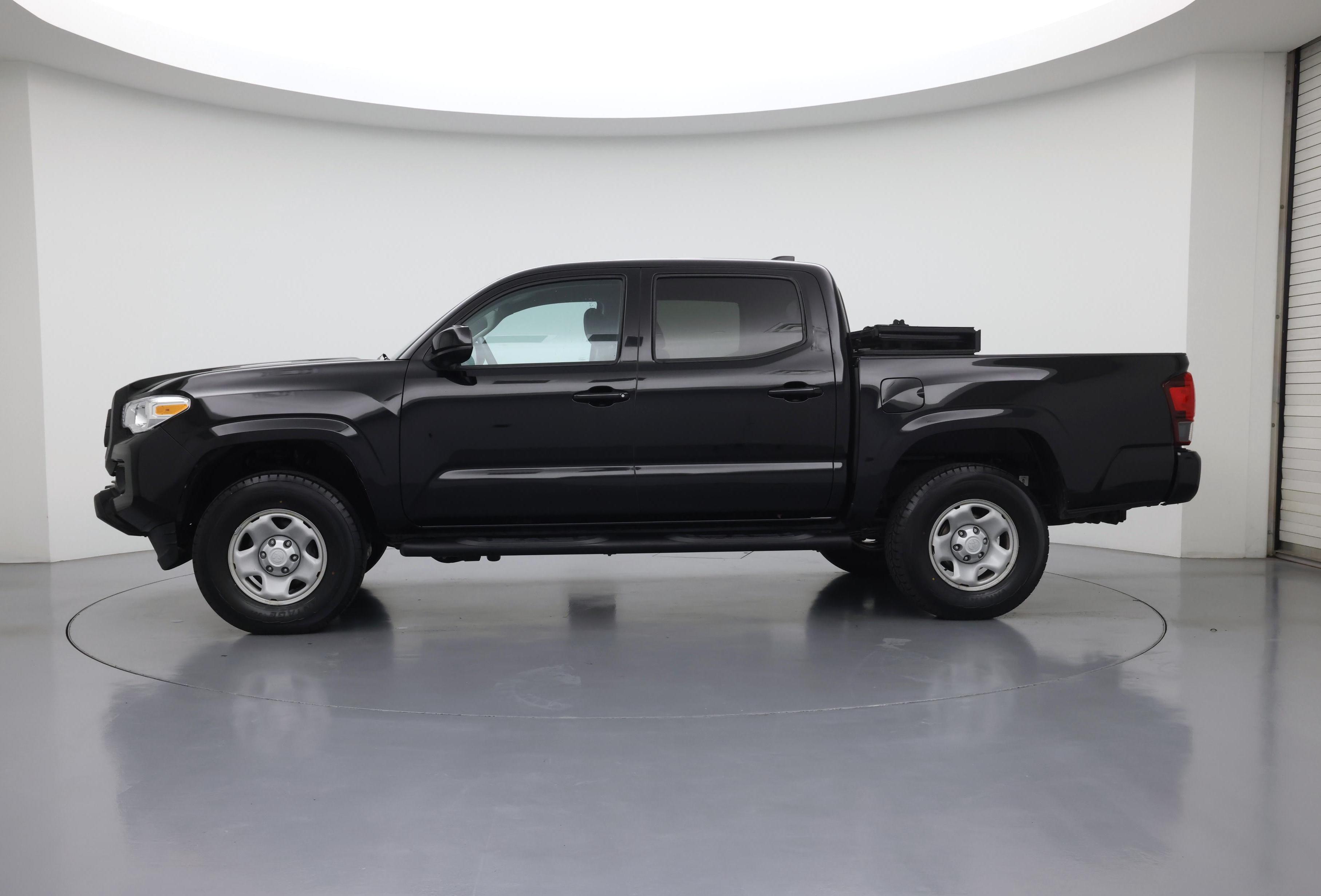 Thumbnail: 2023 Toyota Tacoma - 3