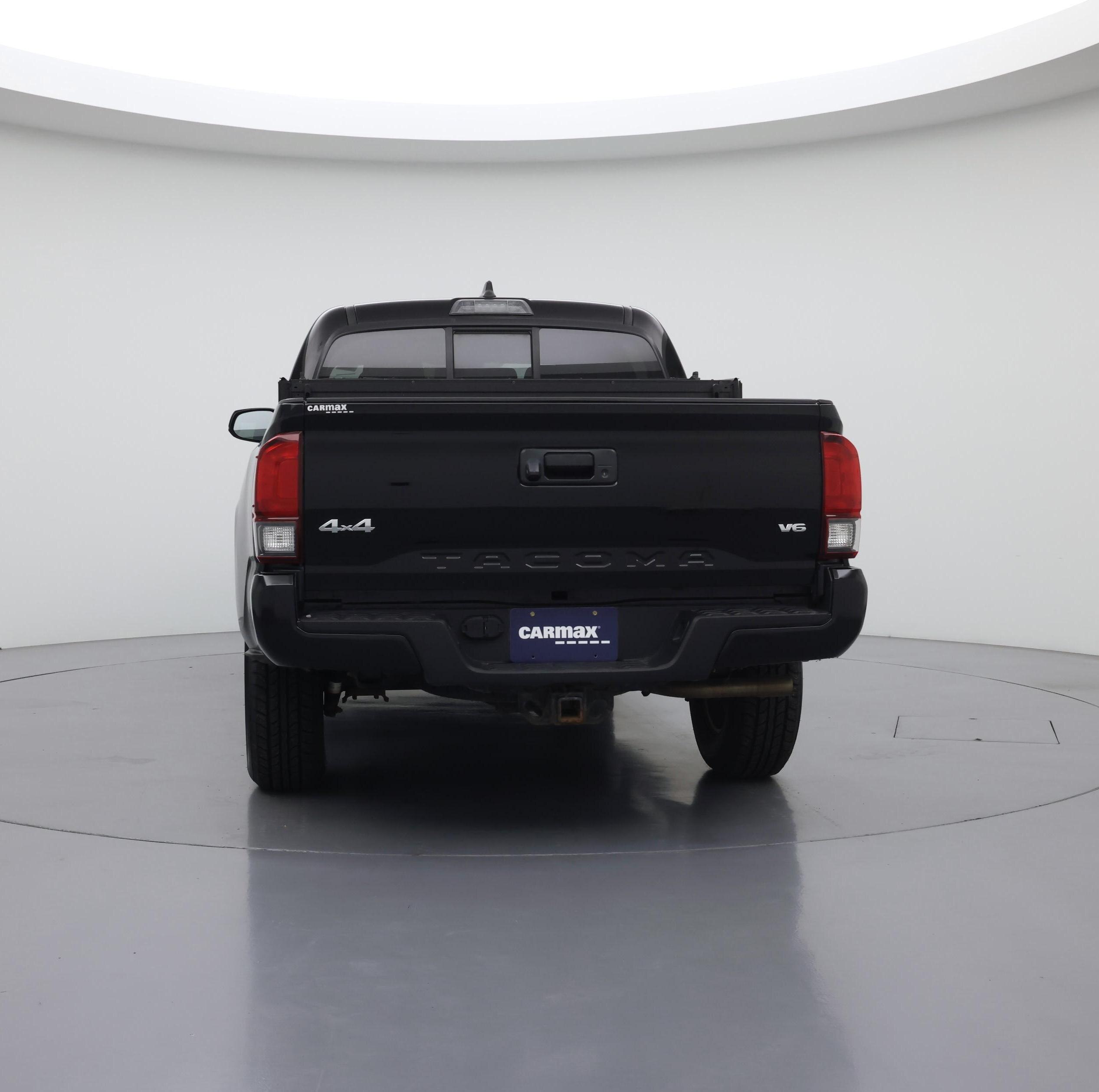 Thumbnail: 2023 Toyota Tacoma - 6