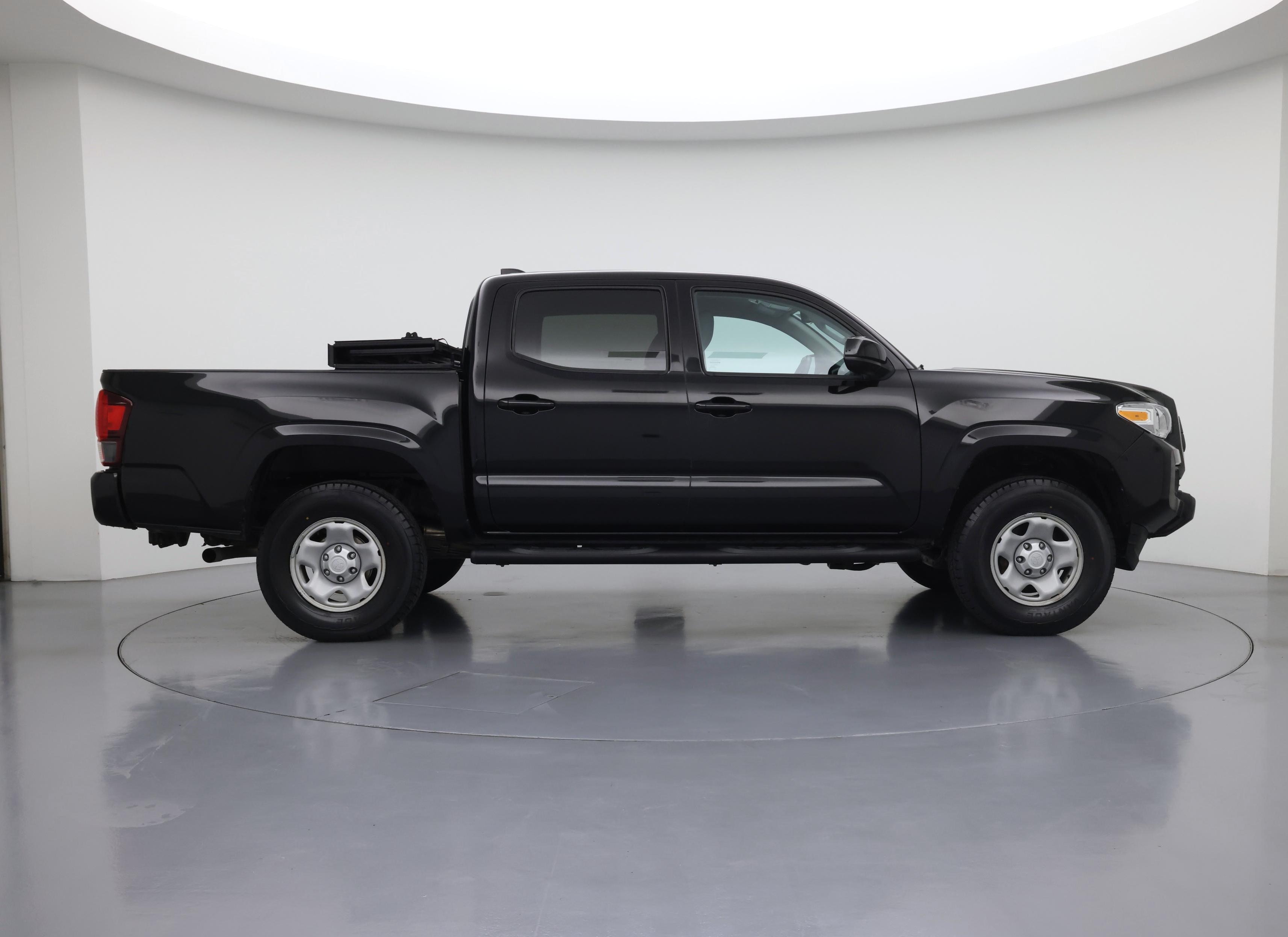 Thumbnail: 2023 Toyota Tacoma - 7