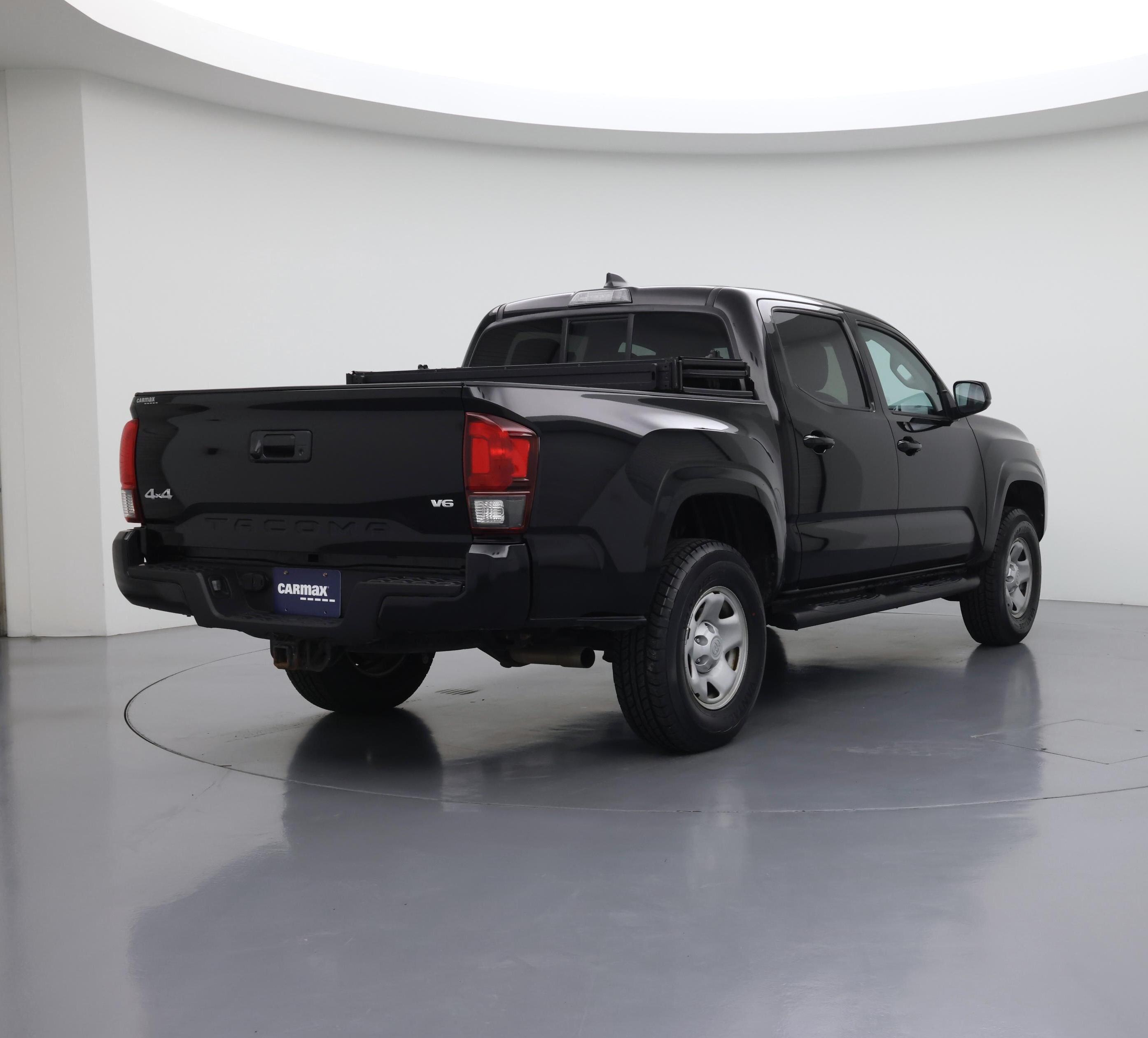 Thumbnail: 2023 Toyota Tacoma - 8