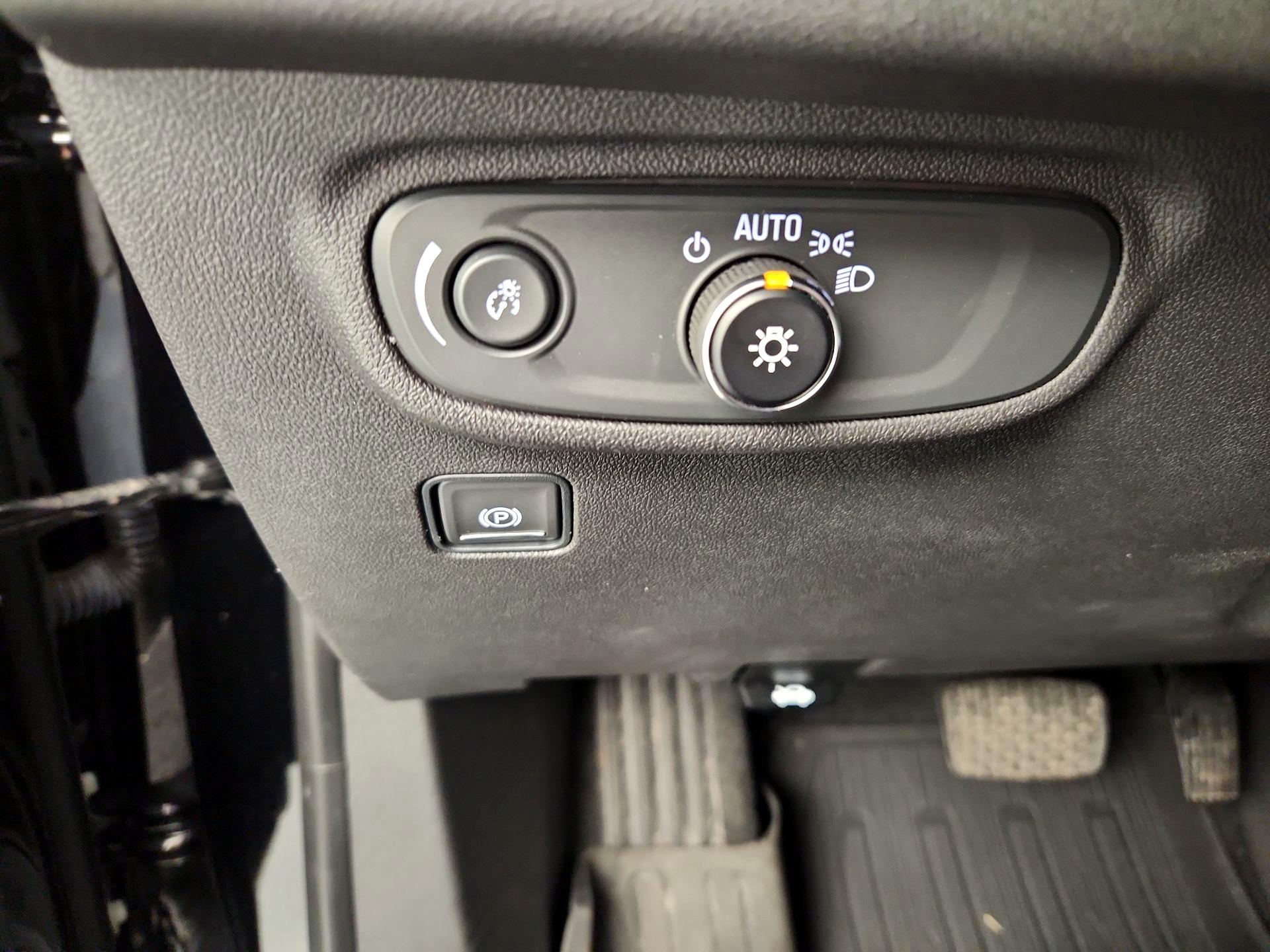 Thumbnail: 2023 GMC Terrain - 13