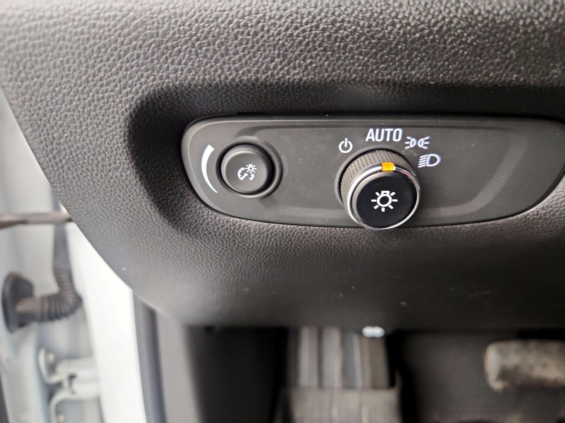 Thumbnail: 2023 Chevrolet Traverse - 13