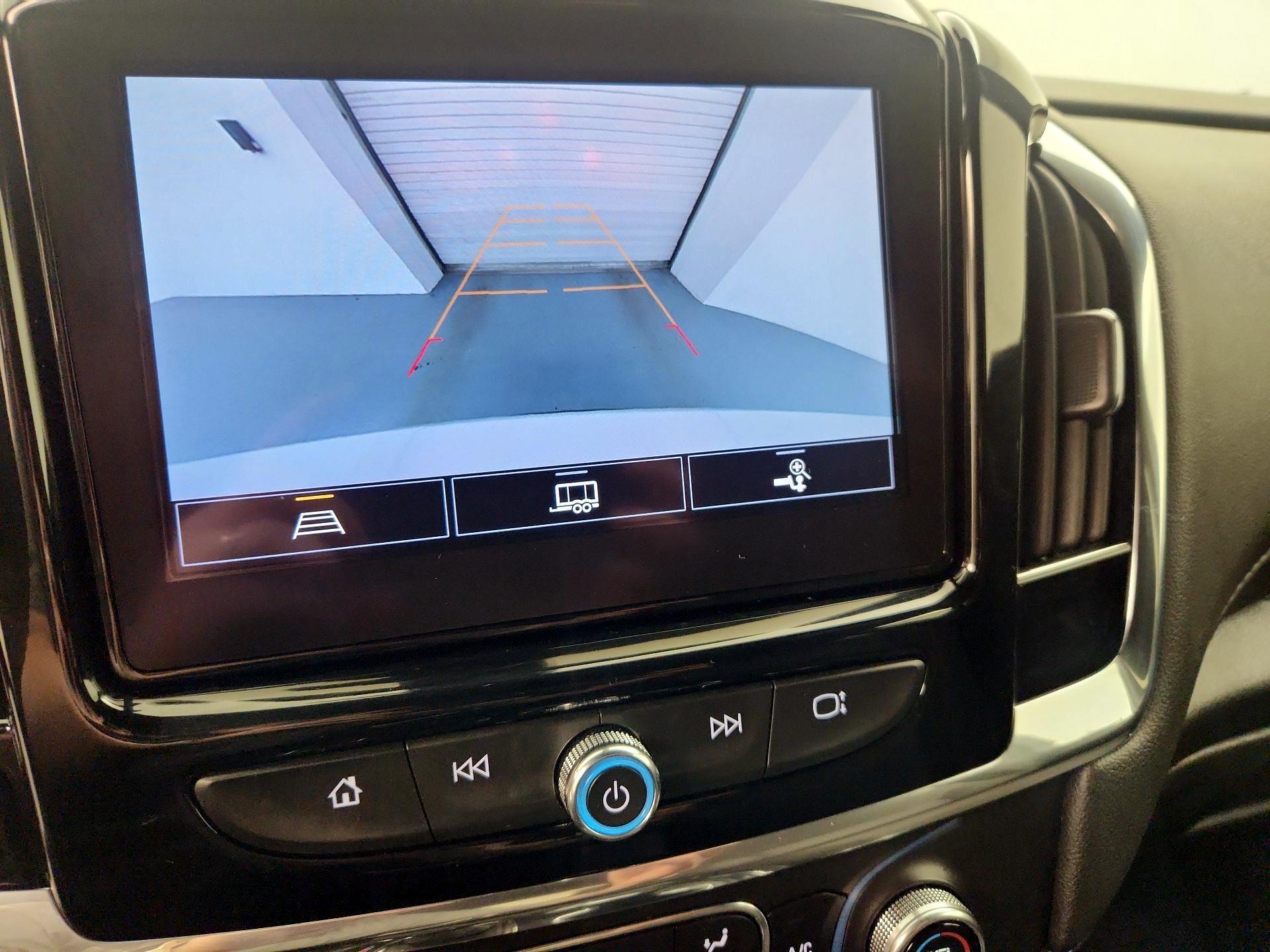 Thumbnail: 2023 Chevrolet Traverse - 14