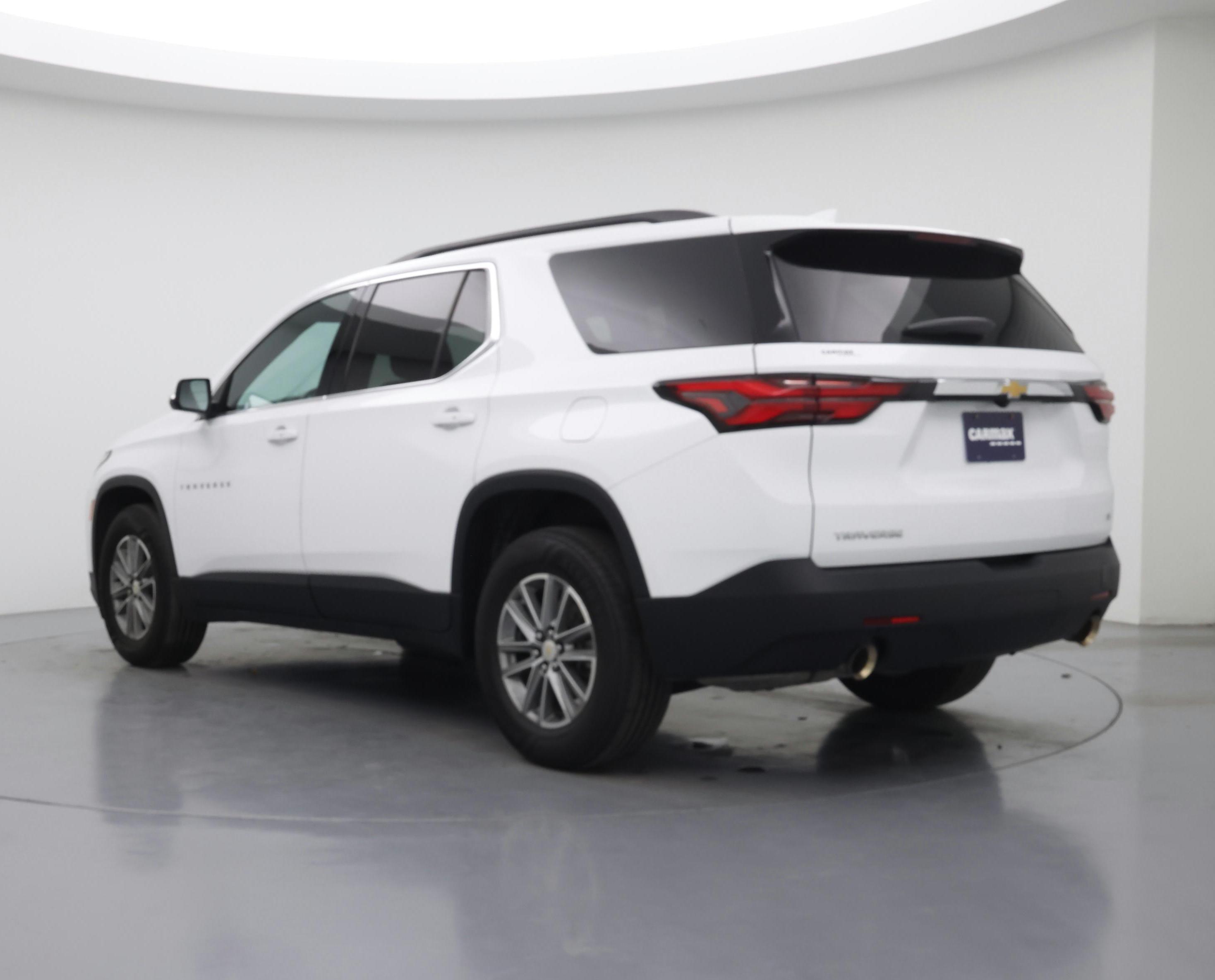 Thumbnail: 2023 Chevrolet Traverse - 2