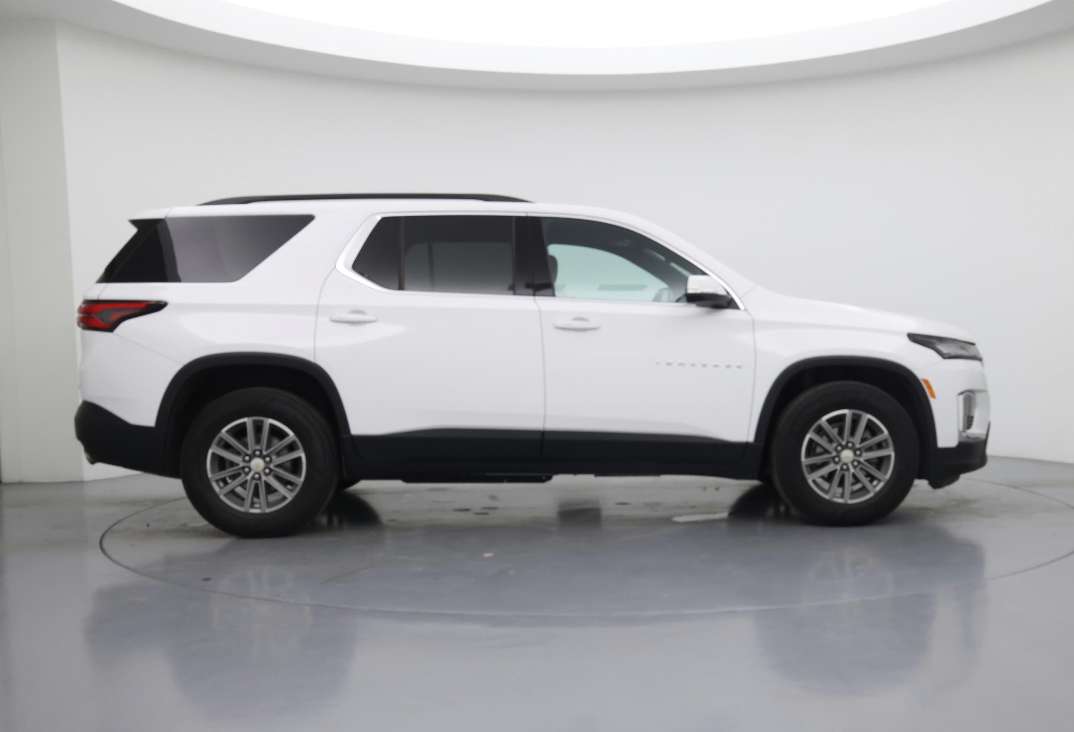 Thumbnail: 2023 Chevrolet Traverse - 7