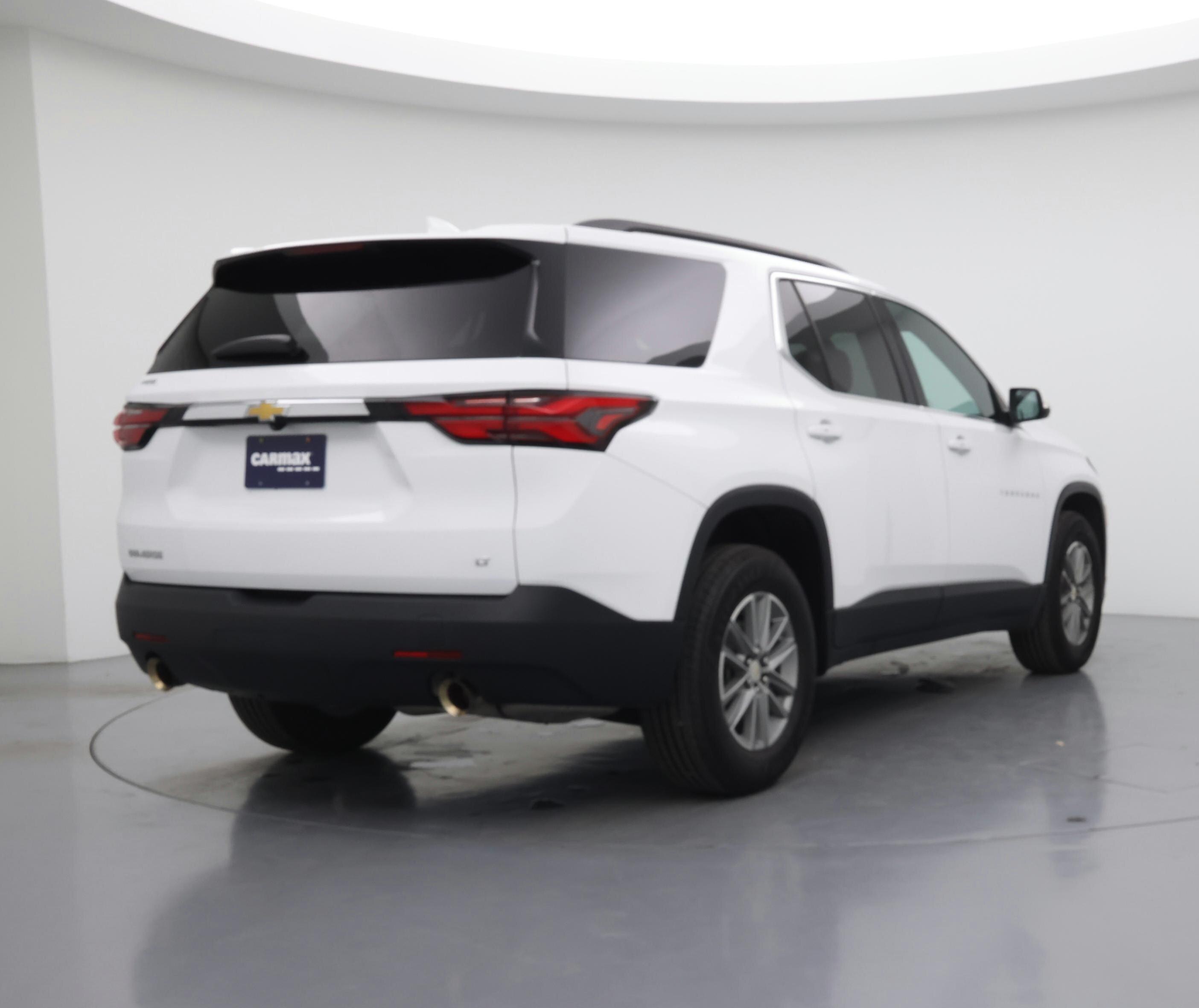 Thumbnail: 2023 Chevrolet Traverse - 8