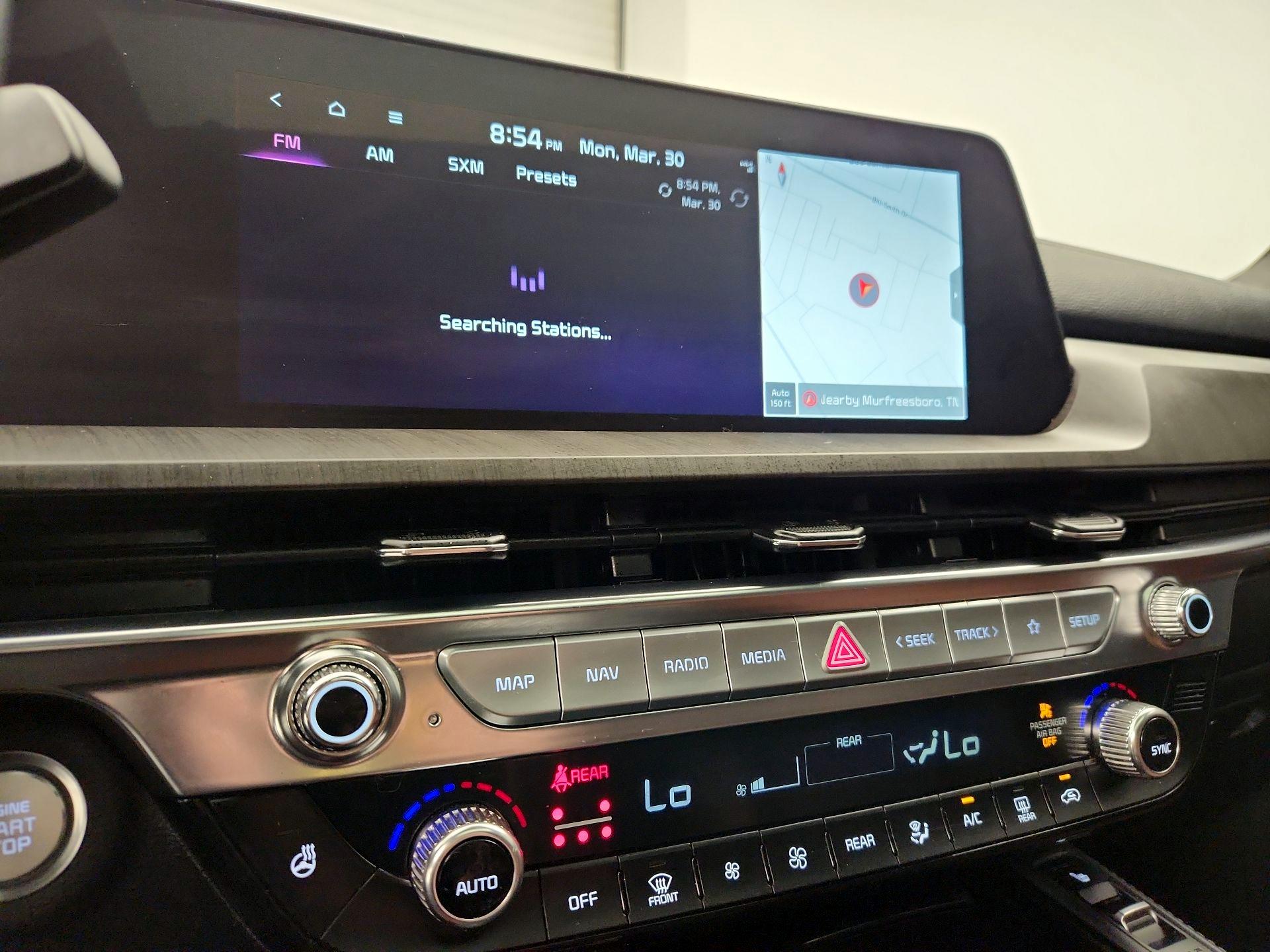 Thumbnail: 2023 Kia Telluride - 16