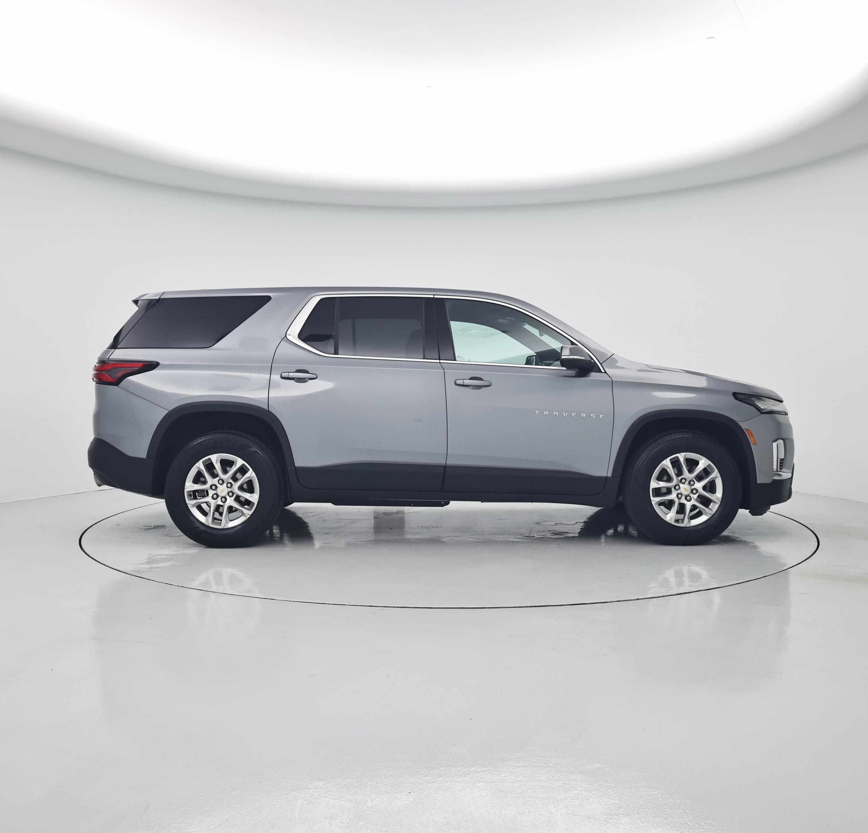 Thumbnail: 2023 Chevrolet Traverse - 7