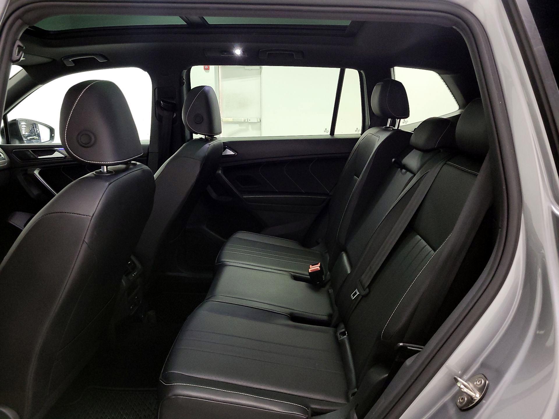 Thumbnail: 2022 Volkswagen Tiguan - 20