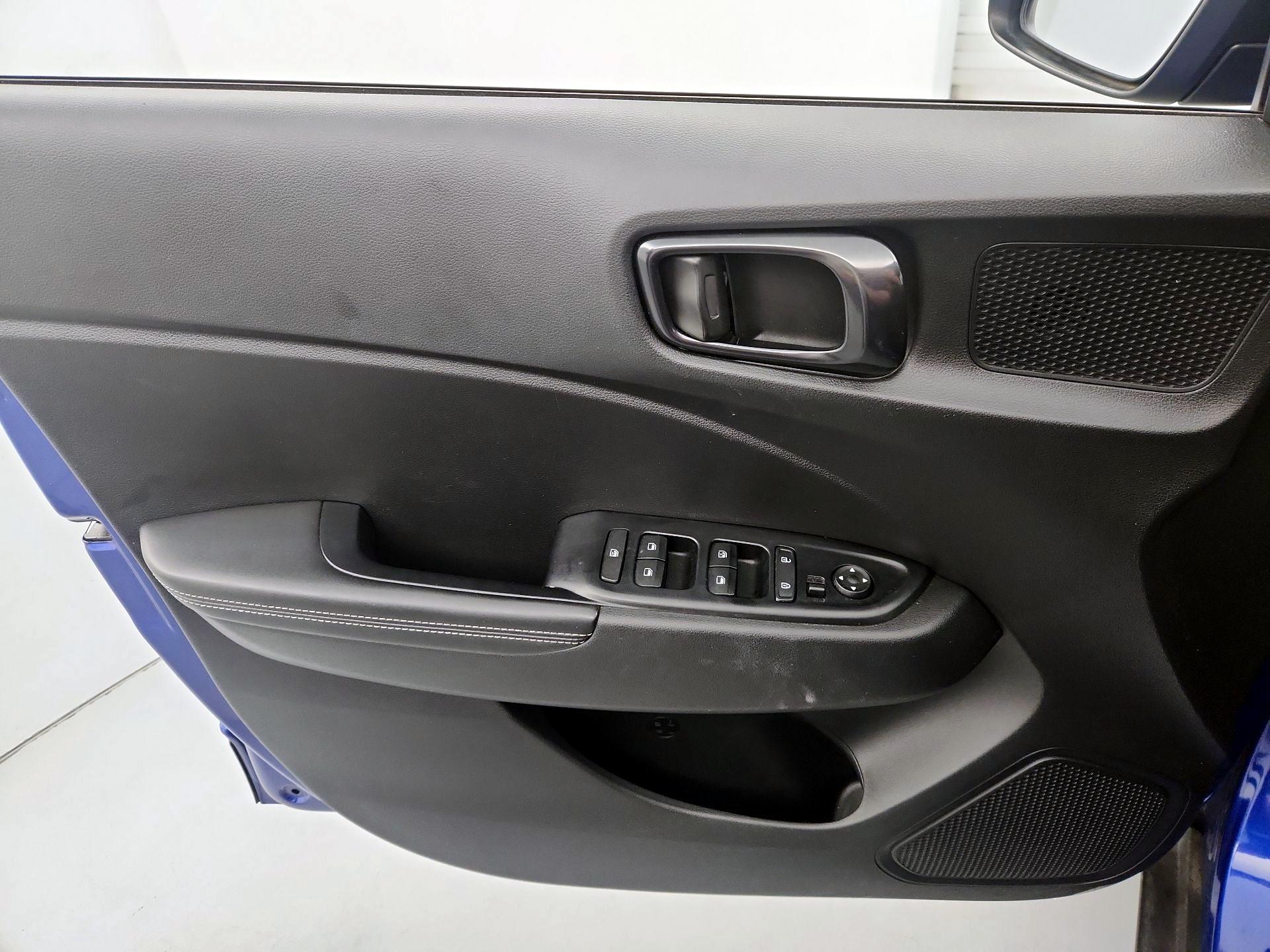 Thumbnail: 2022 Hyundai Venue - 12